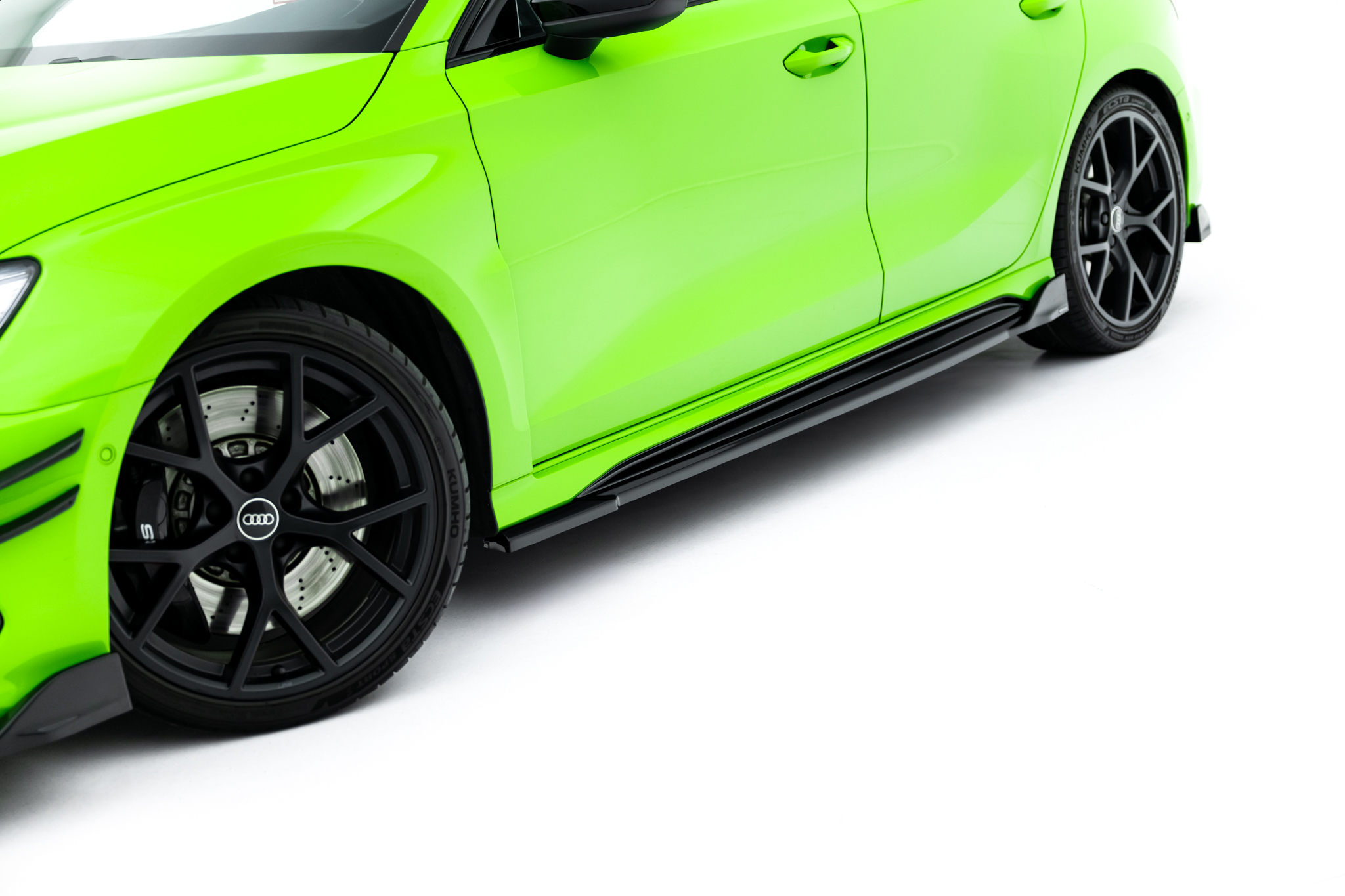 pol_po_Set-of-Splitters-V-2-Audi-RS3-Sportback-8Y-Facelift-23459_11 pol_po_Set-of-Splitters-V-2-Audi-RS3-Sportback-8Y-Facelift-23459_11
