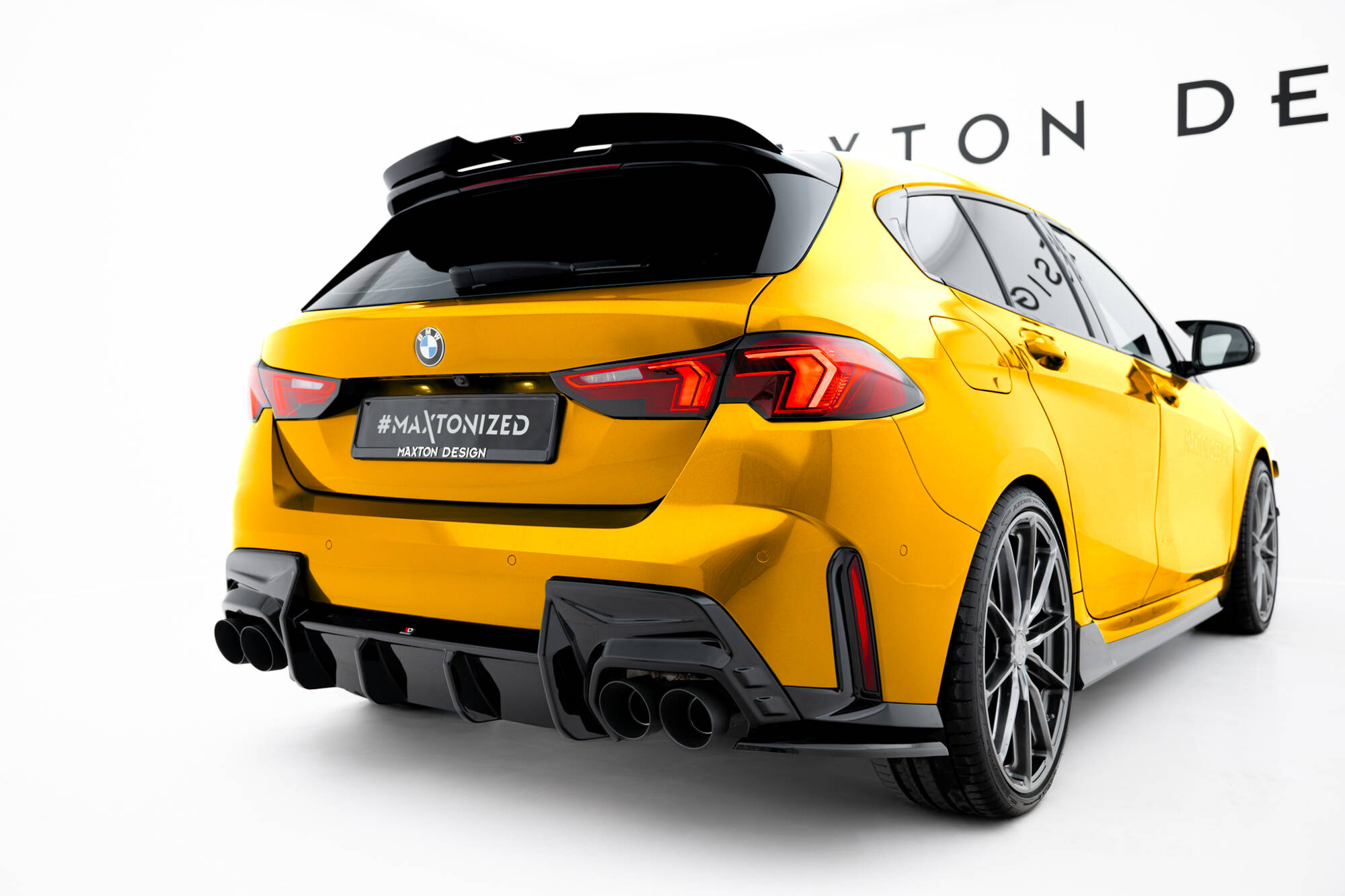 pol_po_Set-of-Splitters-V-2-BMW-1-M-Pack-F70-22299_8 pol_po_Set-of-Splitters-V-2-BMW-1-M-Pack-F70-22299_8