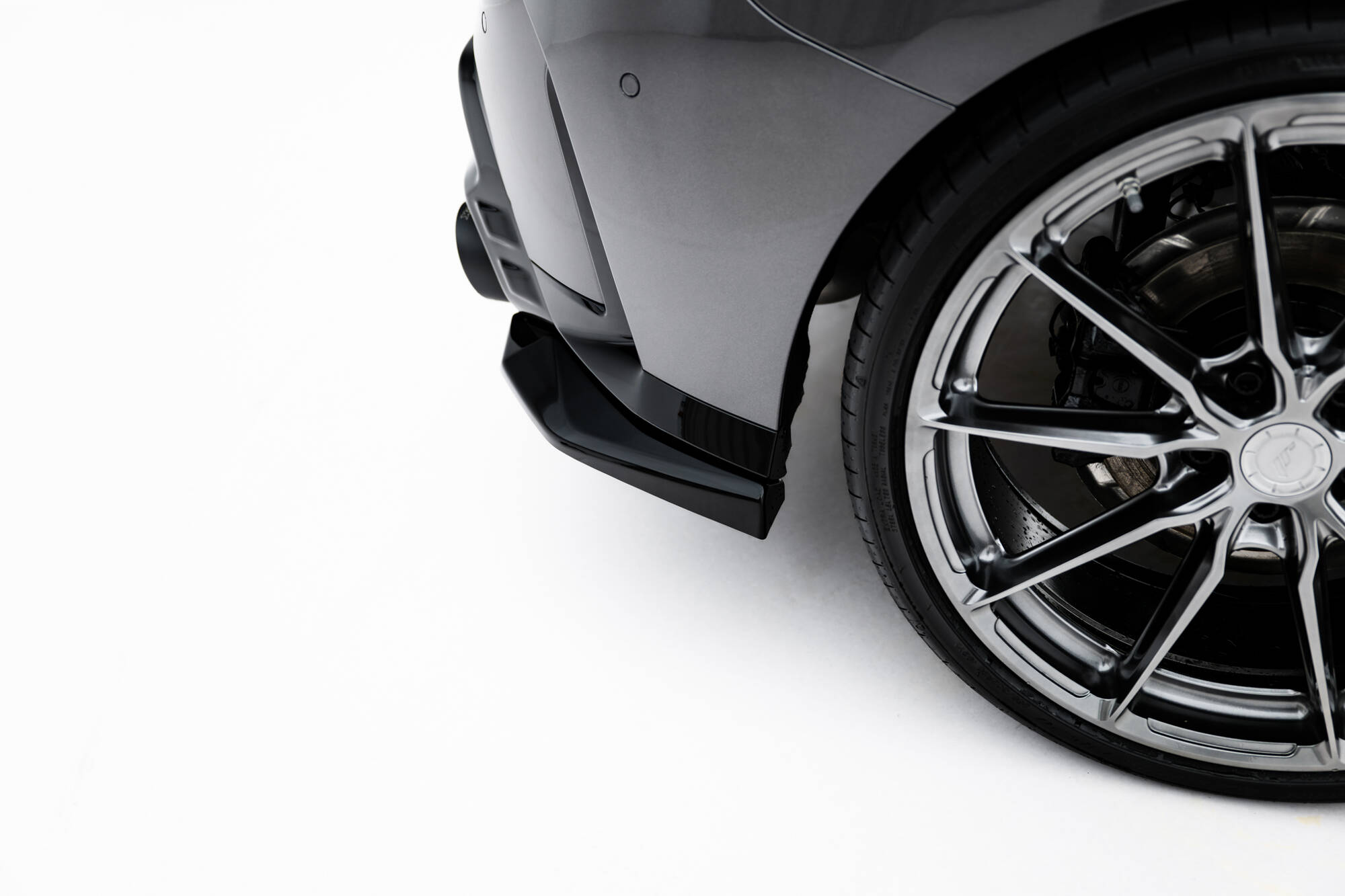pol_po_Set-of-Splitters-V-2-BMW-M135i-F70-22417_20 pol_po_Set-of-Splitters-V-2-BMW-M135i-F70-22417_20
