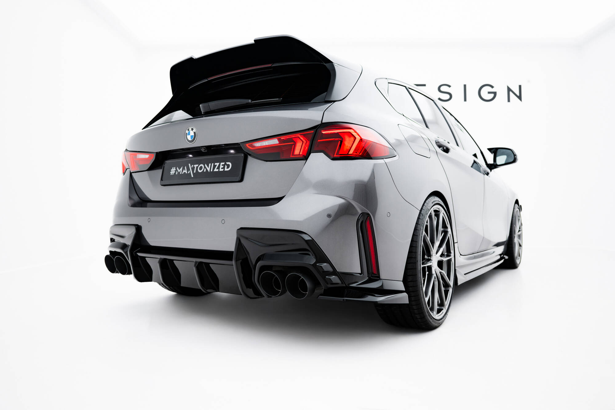 pol_po_Set-of-Splitters-V-2-BMW-M135i-F70-22417_21 pol_po_Set-of-Splitters-V-2-BMW-M135i-F70-22417_21
