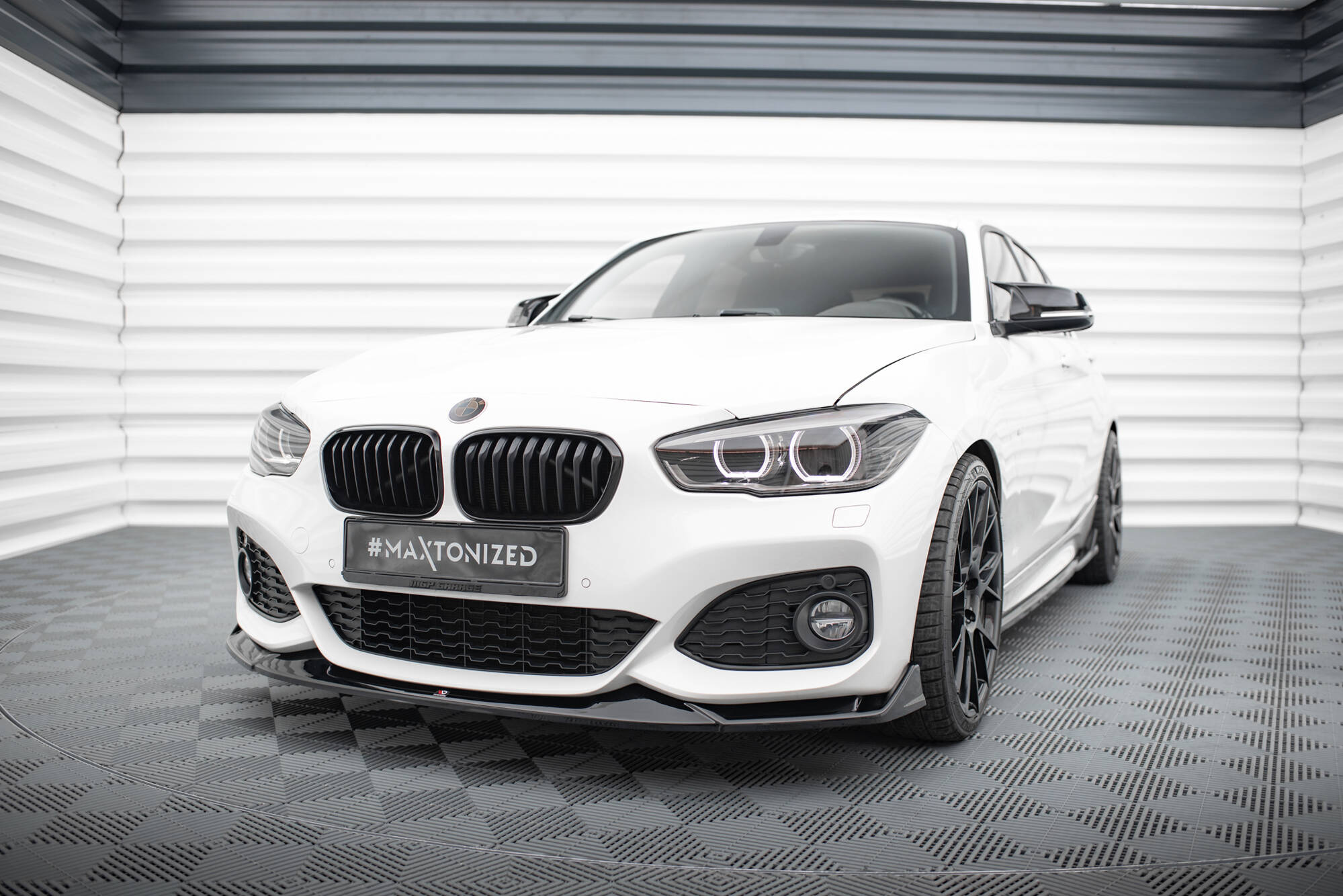 pol_po_Set-of-Splitters-V-2-BMW-M140i-F20-Facelift-22274_3 pol_po_Set-of-Splitters-V-2-BMW-M140i-F20-Facelift-22274_3