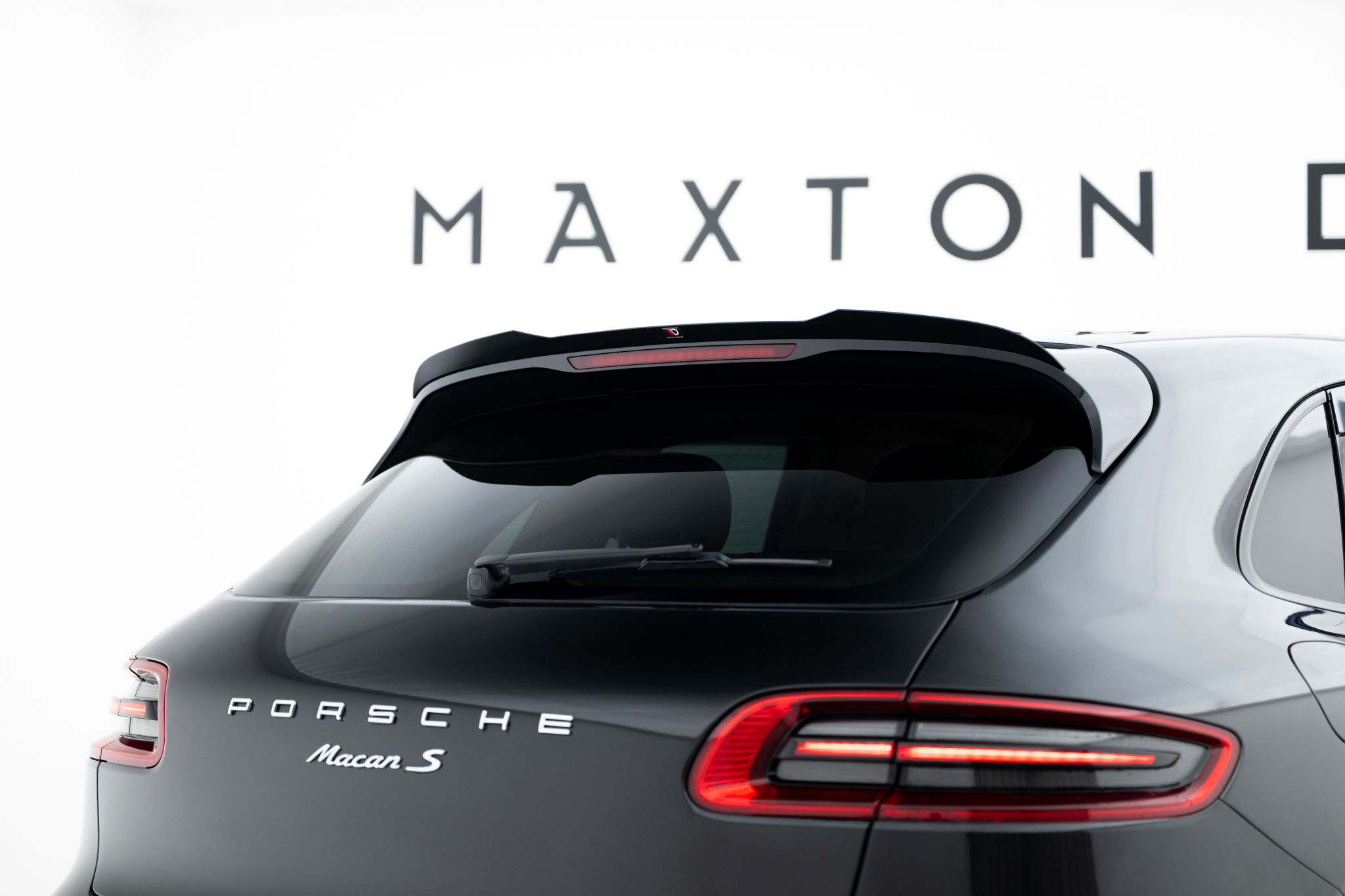 pol_po_Set-of-Splitters-V-2-Porsche-Macan-Mk1-22859_11 pol_po_Set-of-Splitters-V-2-Porsche-Macan-Mk1-22859_11
