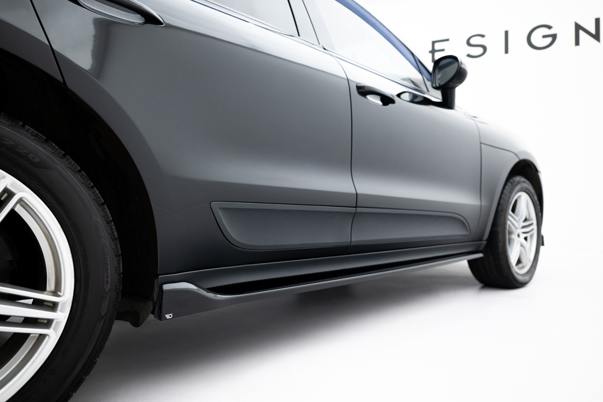 pol_po_Set-of-Splitters-V-2-Porsche-Macan-Mk1-22859_5 pol_po_Set-of-Splitters-V-2-Porsche-Macan-Mk1-22859_5