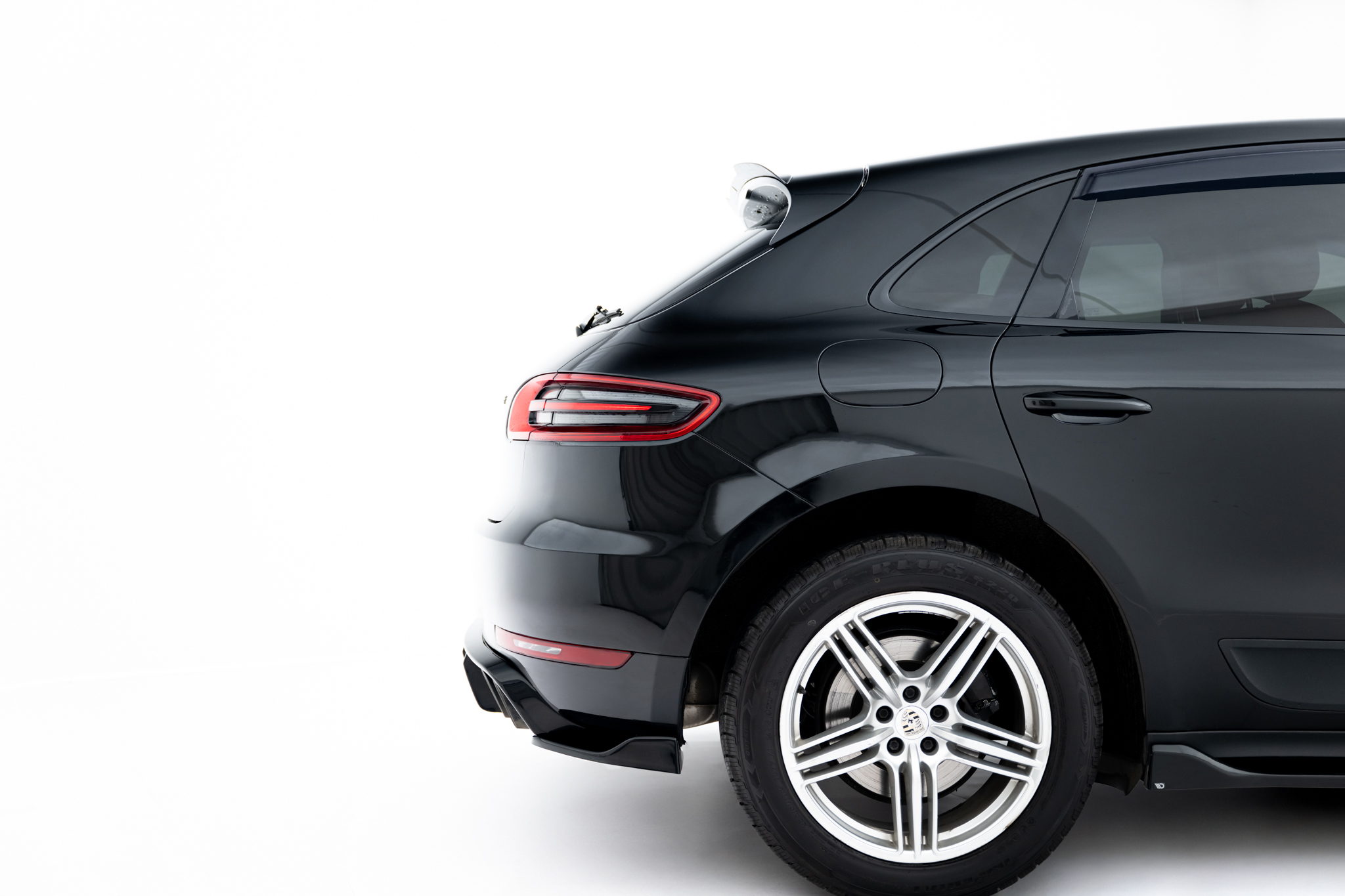 pol_po_Set-of-Splitters-V-2-Porsche-Macan-Mk1-22859_8 pol_po_Set-of-Splitters-V-2-Porsche-Macan-Mk1-22859_8