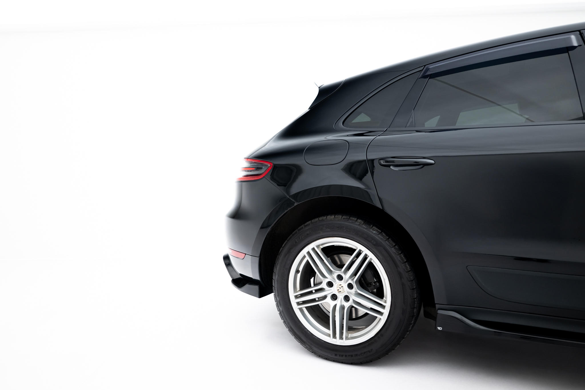pol_po_Set-of-Splitters-V-2-Porsche-Macan-Mk1-22859_9 pol_po_Set-of-Splitters-V-2-Porsche-Macan-Mk1-22859_9