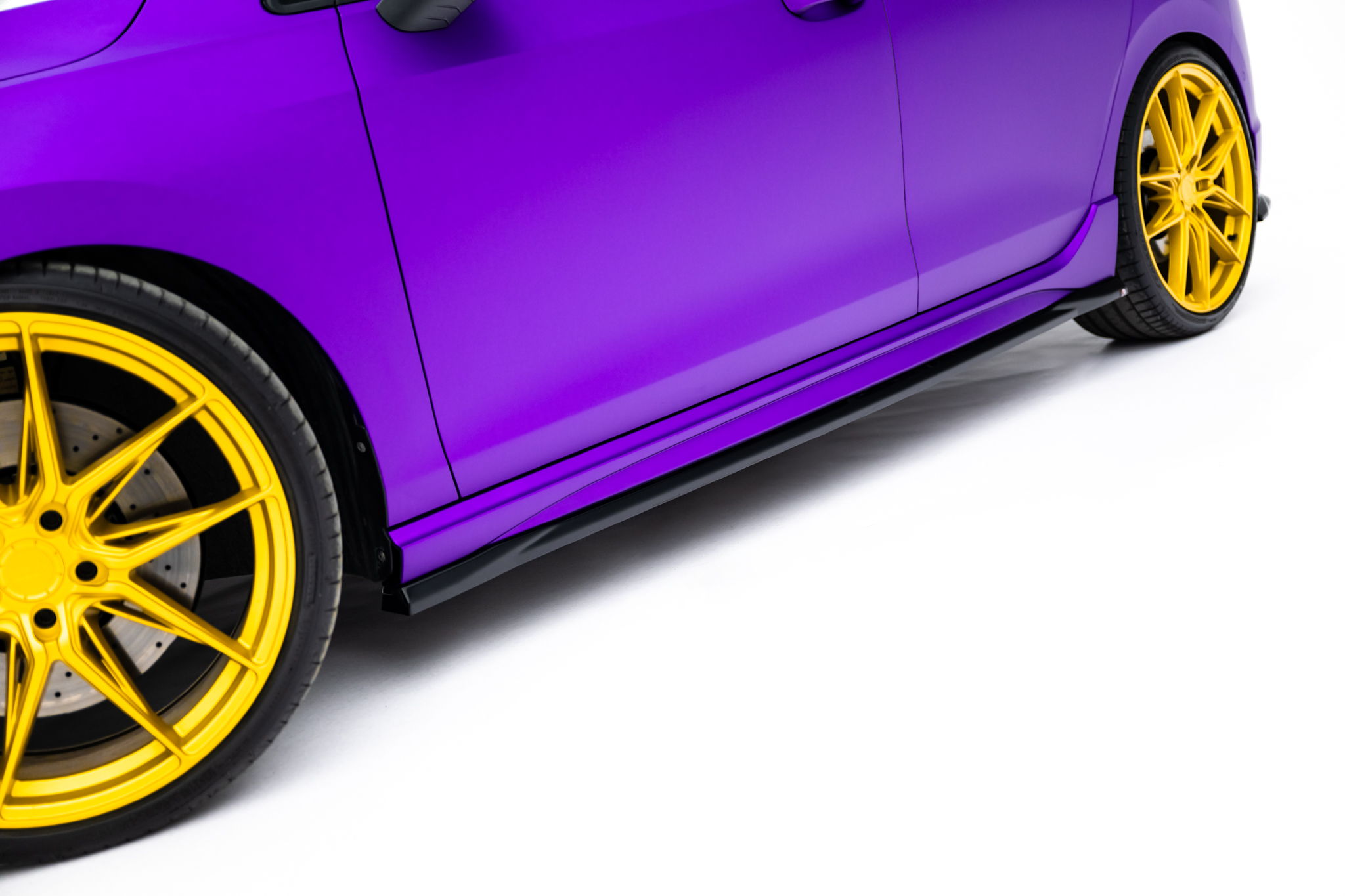 pol_po_Set-of-Splitters-V-2-Volkswagen-Golf-R-Hatchback-Mk8-Facelift-22993_10 pol_po_Set-of-Splitters-V-2-Volkswagen-Golf-R-Hatchback-Mk8-Facelift-22993_10