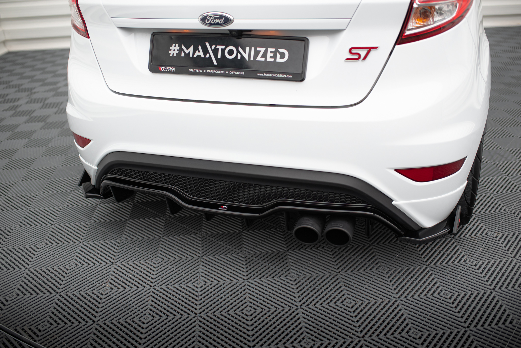 pol_po_Set-of-Splitters-V-3-Ford-Fiesta-ST-Mk7-Facelift-22681_24 pol_po_Set-of-Splitters-V-3-Ford-Fiesta-ST-Mk7-Facelift-22681_24