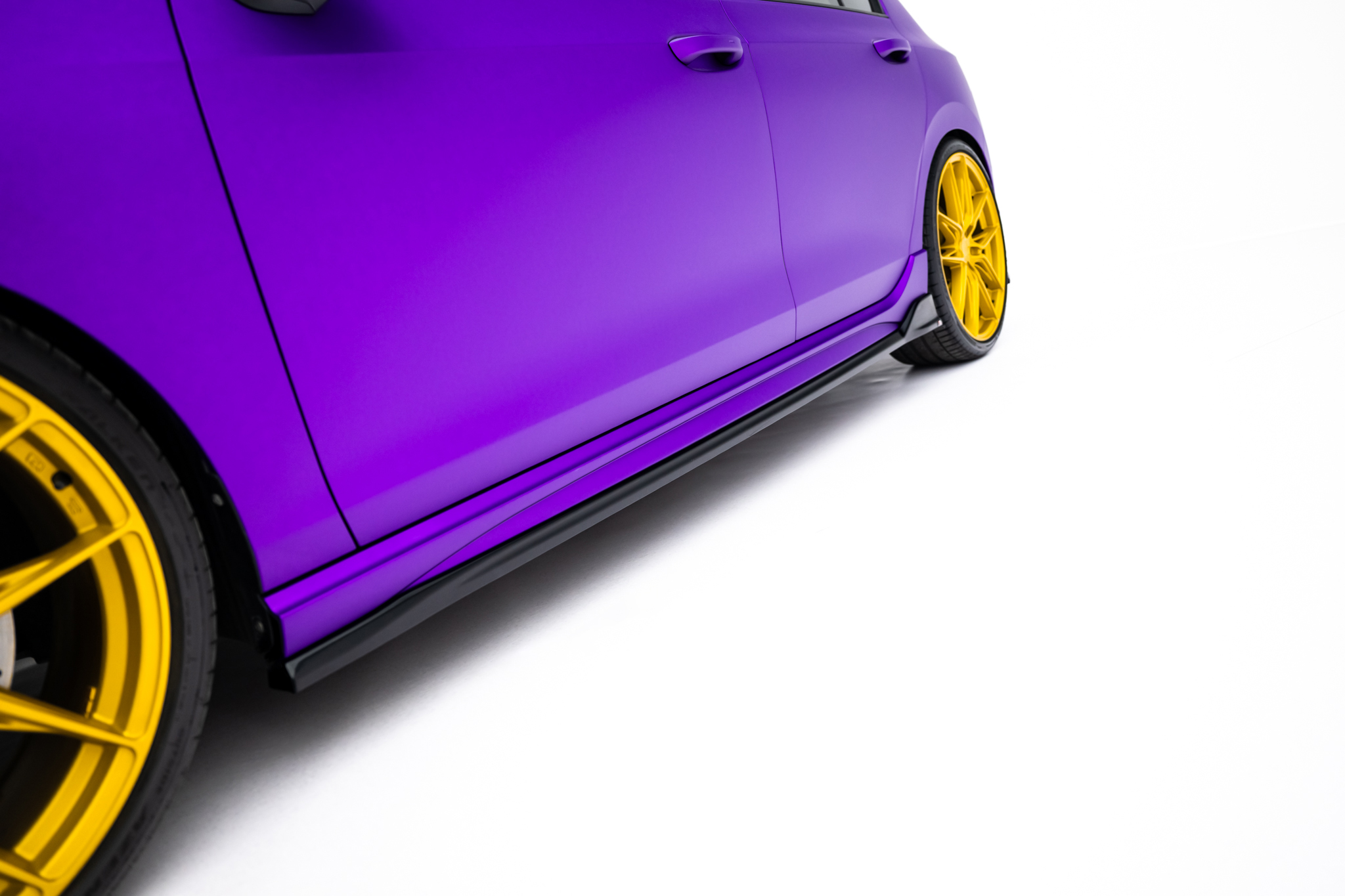 pol_po_Set-of-Splitters-V-6-Volkswagen-Golf-R-Hatchback-Mk8-Facelift-23013_14 pol_po_Set-of-Splitters-V-6-Volkswagen-Golf-R-Hatchback-Mk8-Facelift-23013_14