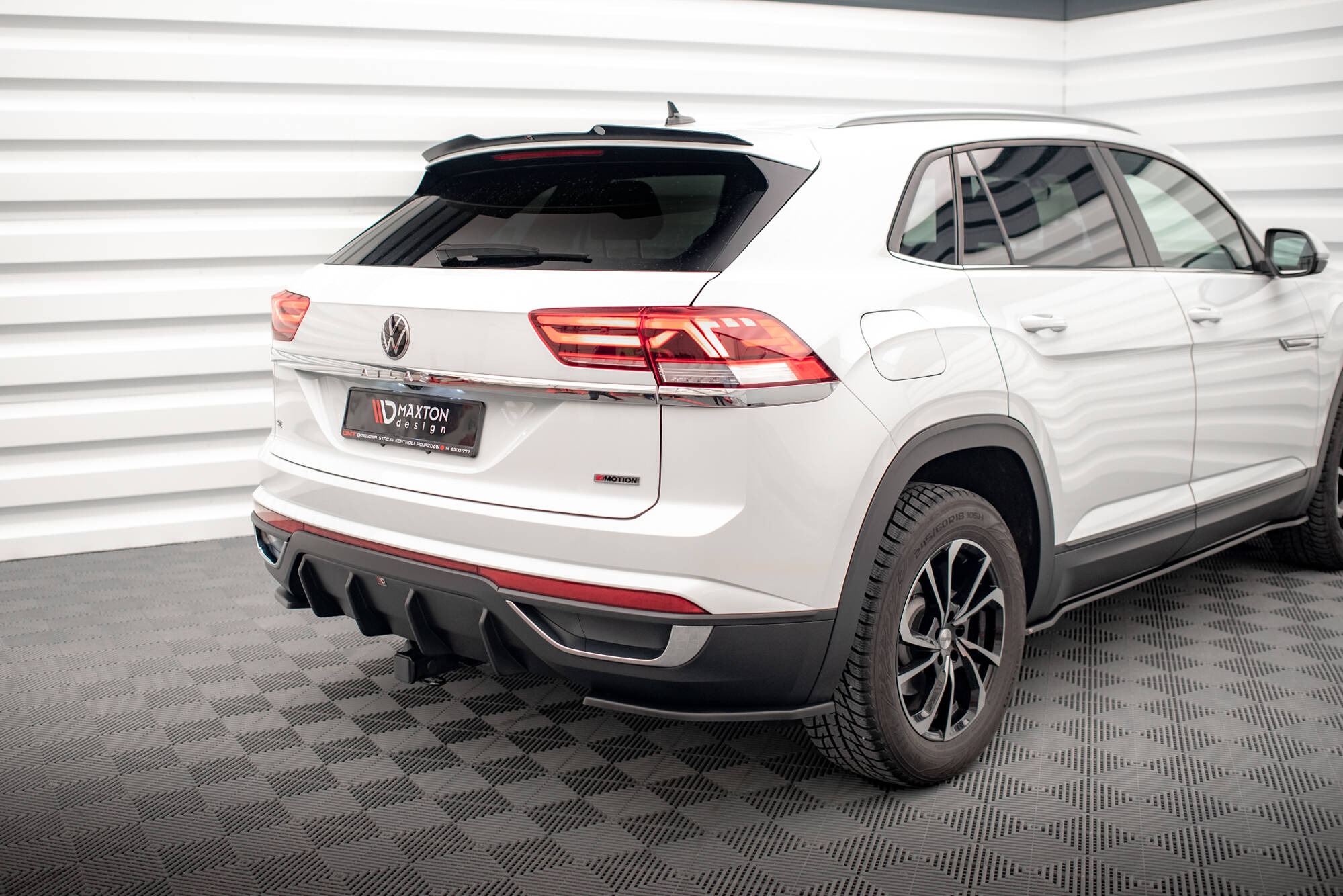 pol_po_Set-of-Splitters-Volkswagen-Atlas-Cross-Sport-22058_15 pol_po_Set-of-Splitters-Volkswagen-Atlas-Cross-Sport-22058_15