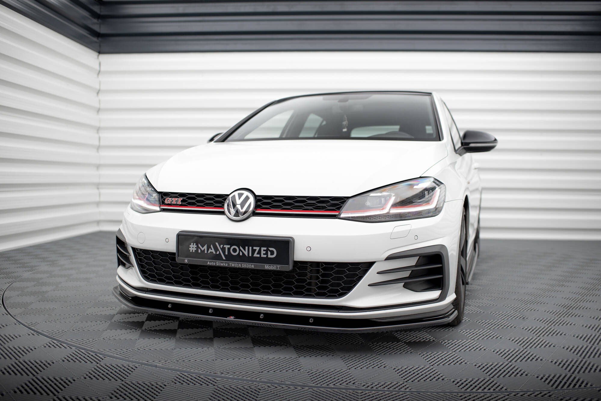 pol_po_Set-of-Splitters-Volkswagen-Golf-GTI-Mk7-Facelift-22116_9 pol_po_Set-of-Splitters-Volkswagen-Golf-GTI-Mk7-Facelift-22116_9