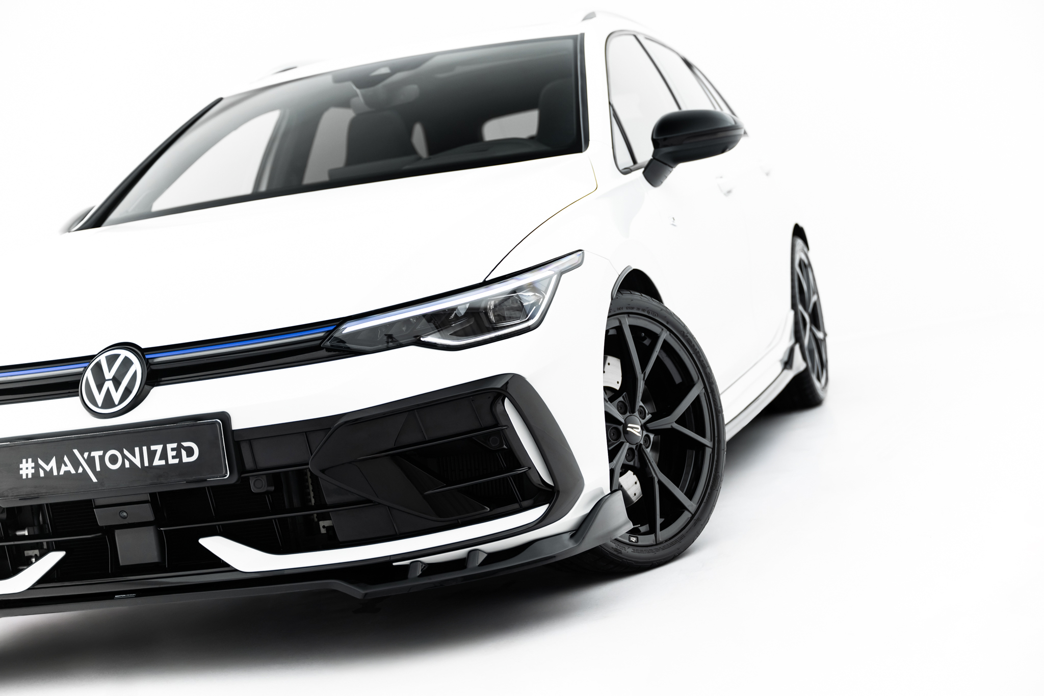 pol_po_Set-of-Splitters-Volkswagen-Golf-R-Variant-Mk8-Facelift-23537_12 pol_po_Set-of-Splitters-Volkswagen-Golf-R-Variant-Mk8-Facelift-23537_12