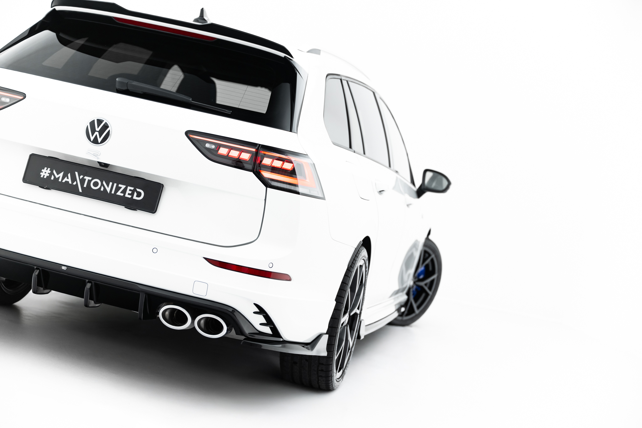 pol_po_Set-of-Splitters-Volkswagen-Golf-R-Variant-Mk8-Facelift-23537_13 pol_po_Set-of-Splitters-Volkswagen-Golf-R-Variant-Mk8-Facelift-23537_13