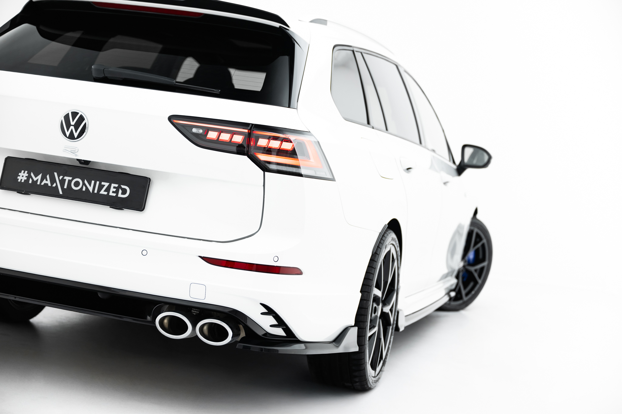 pol_po_Set-of-Splitters-Volkswagen-Golf-R-Variant-Mk8-Facelift-23537_3 pol_po_Set-of-Splitters-Volkswagen-Golf-R-Variant-Mk8-Facelift-23537_3