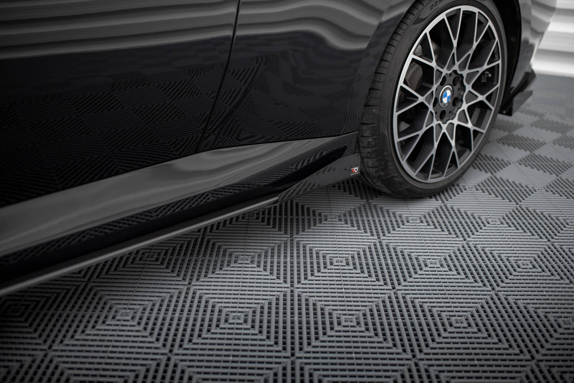 pol_po_Side-Flaps-BMW-2-Coupe-G42-18927_6 pol_po_Side-Flaps-BMW-2-Coupe-G42-18927_6