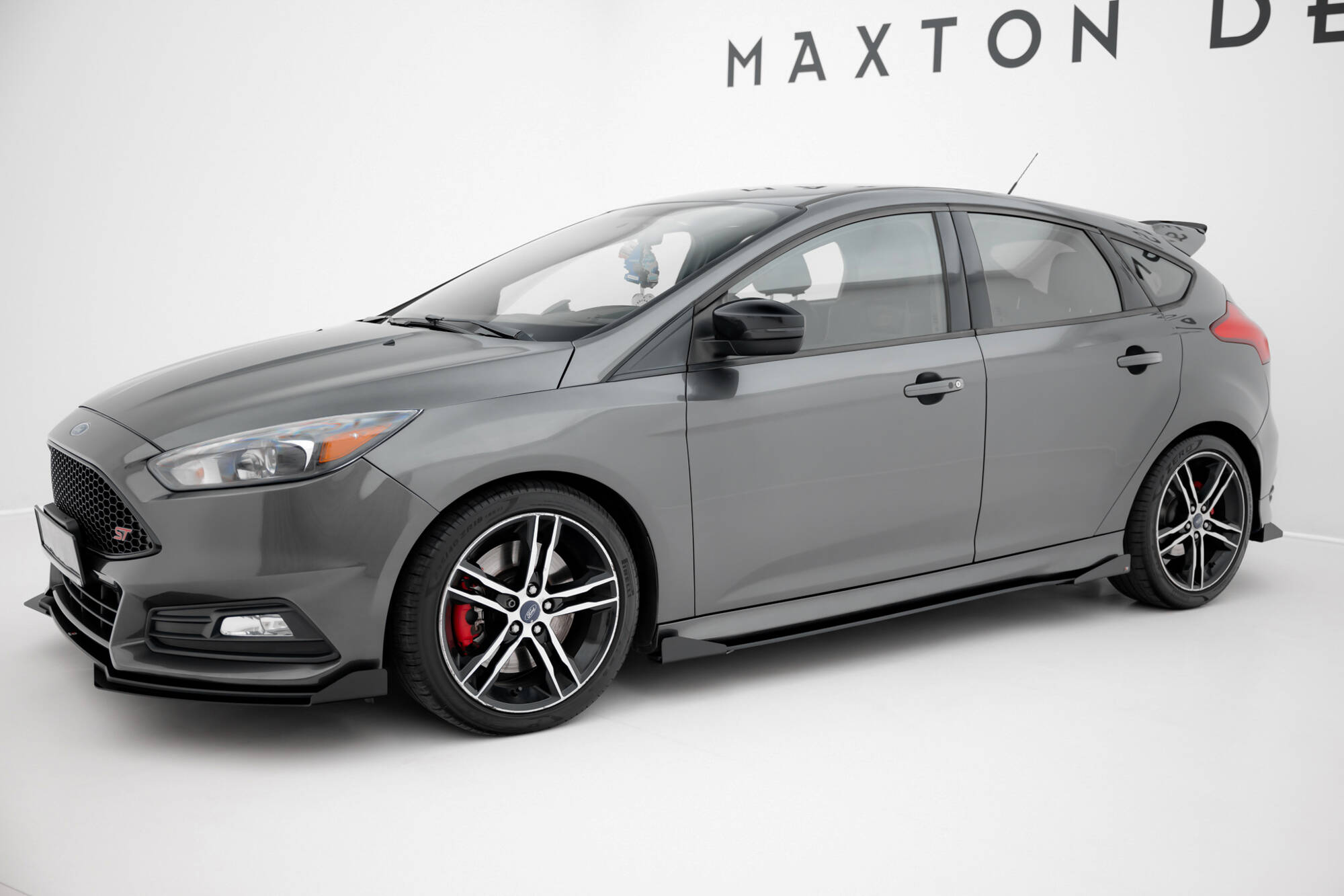 pol_po_Side-Flaps-Ford-Focus-ST-Mk3-Facelift-21576_7 pol_po_Side-Flaps-Ford-Focus-ST-Mk3-Facelift-21576_7