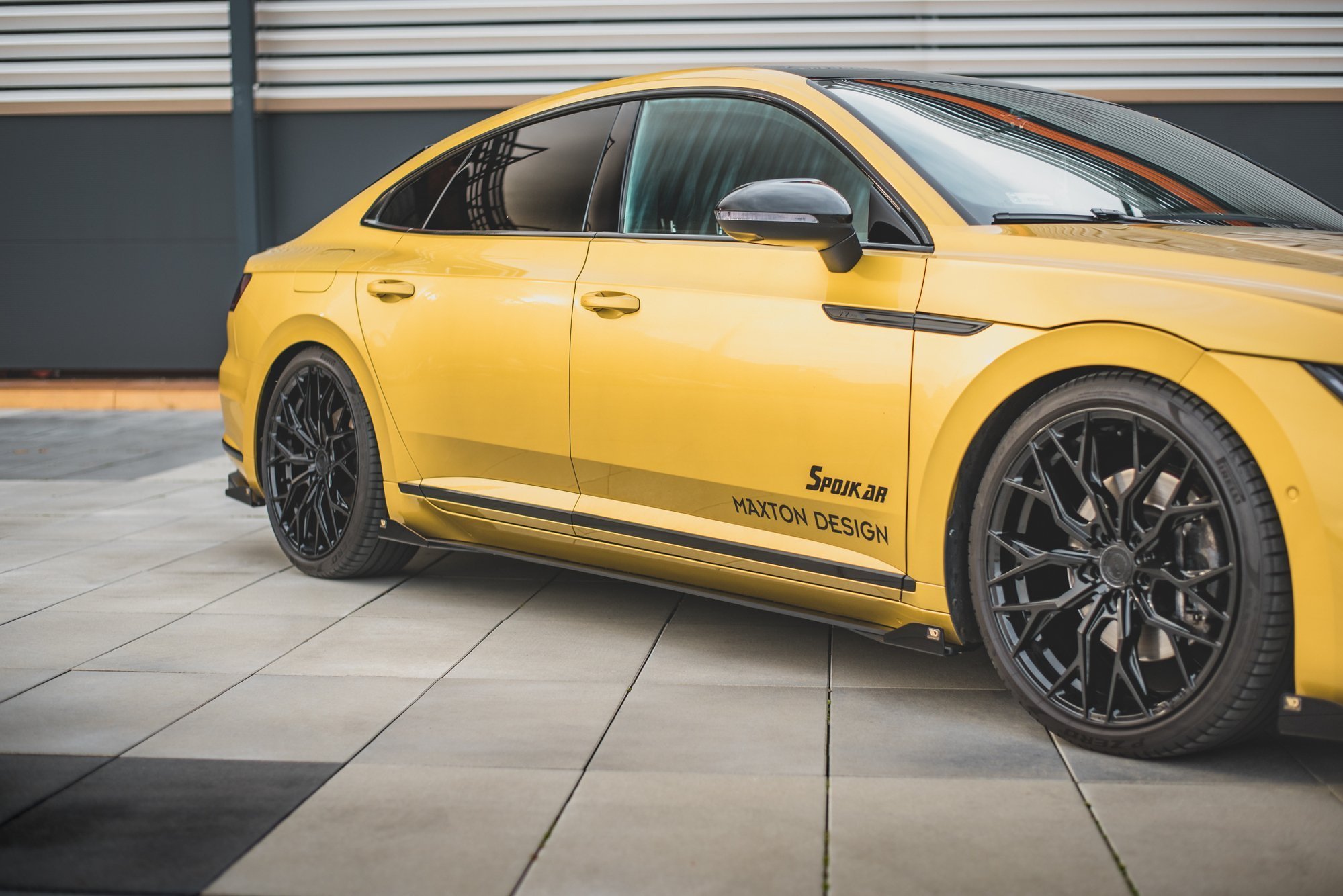 pol_po_Side-Flaps-Volkswagen-Arteon-R-Line-Sedan-Shooting-Brake-Mk1-11335_3 pol_po_Side-Flaps-Volkswagen-Arteon-R-Line-Sedan-Shooting-Brake-Mk1-11335_3
