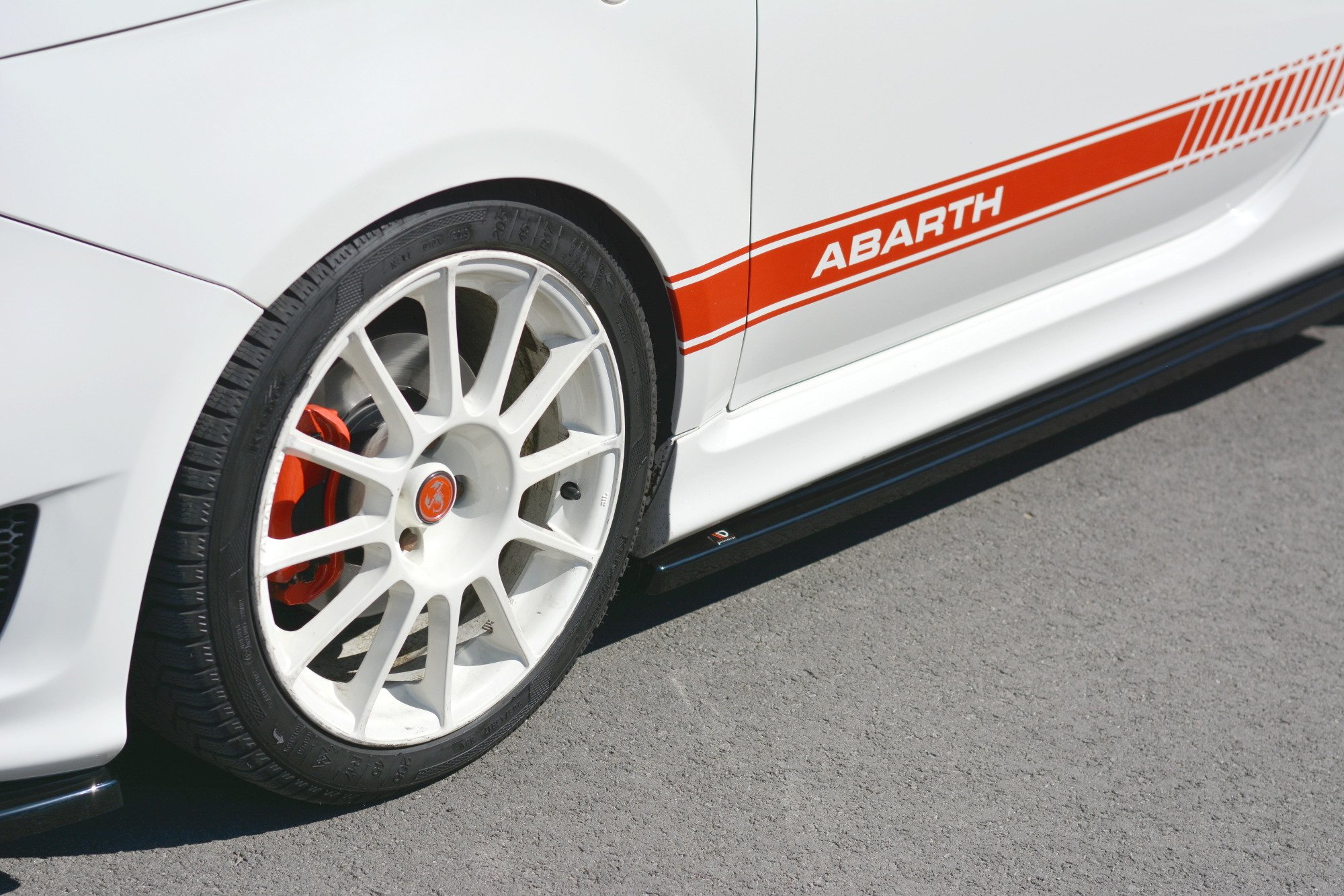 pol_po_Side-Skirts-Diffusers-Abarth-500-Mk1-7350_3 pol_po_Side-Skirts-Diffusers-Abarth-500-Mk1-7350_3