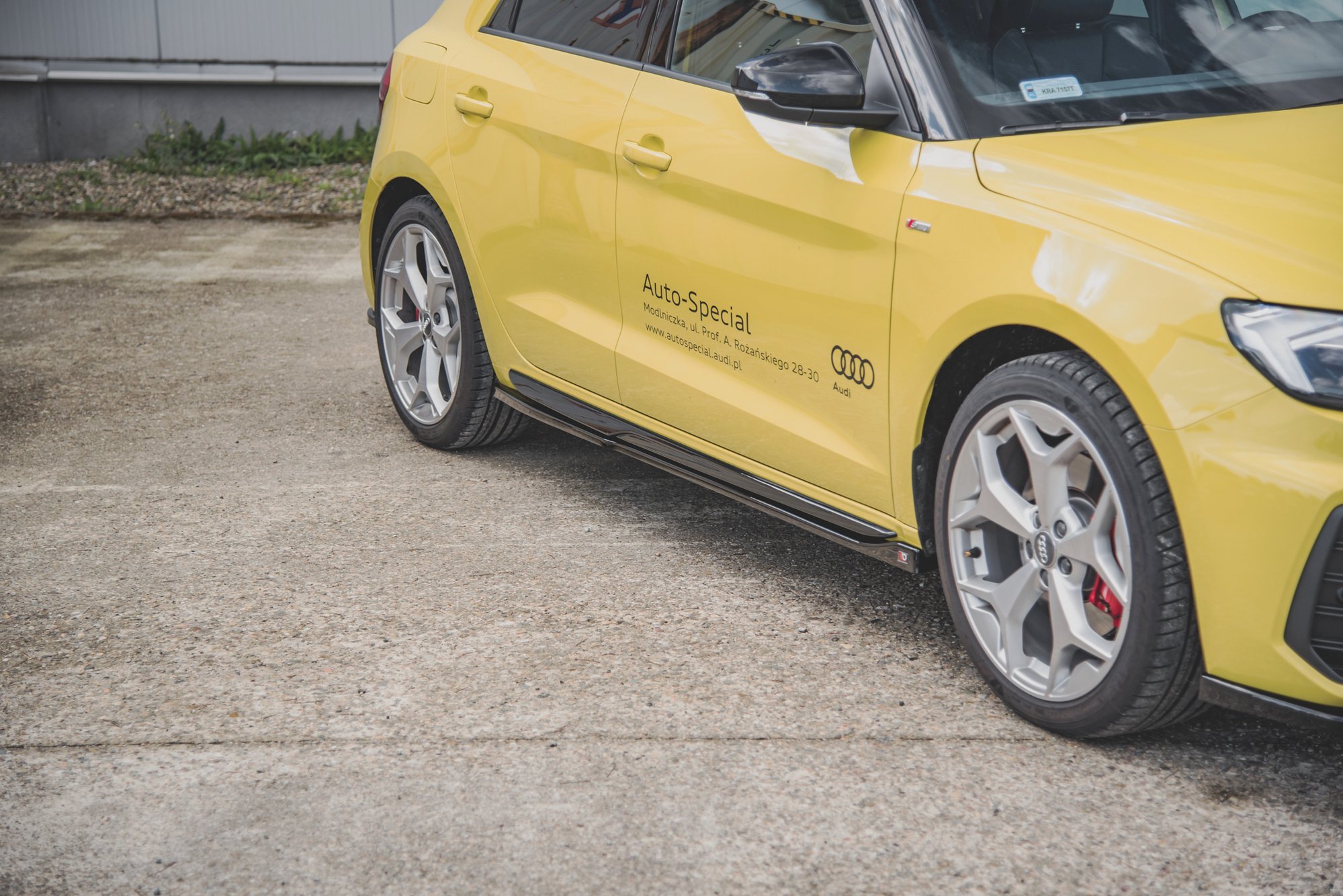 pol_po_Side-Skirts-Diffusers-Audi-A1-S-Line-GB-10346_6 pol_po_Side-Skirts-Diffusers-Audi-A1-S-Line-GB-10346_6