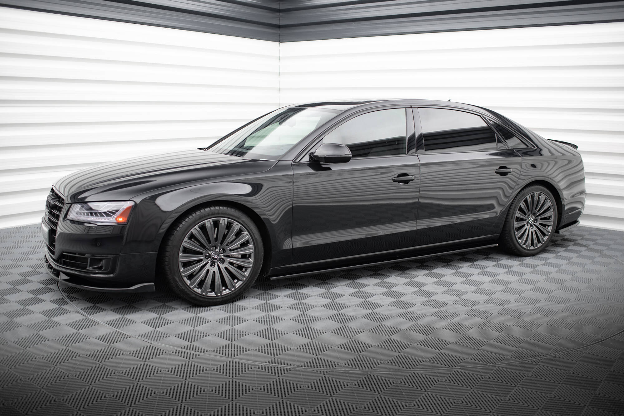 pol_po_Side-Skirts-Diffusers-Audi-A8-Long-D4-10846_2 pol_po_Side-Skirts-Diffusers-Audi-A8-Long-D4-10846_2