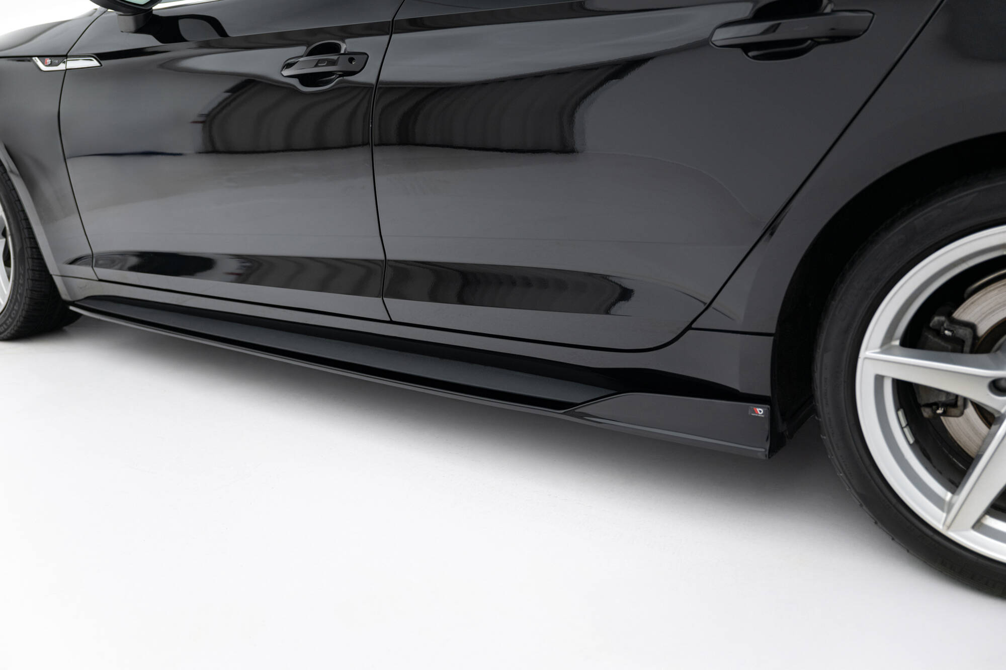 pol_po_Side-Skirts-Diffusers-Audi-S5-A5-S-Line-Sportback-F5-22378_6 pol_po_Side-Skirts-Diffusers-Audi-S5-A5-S-Line-Sportback-F5-22378_6