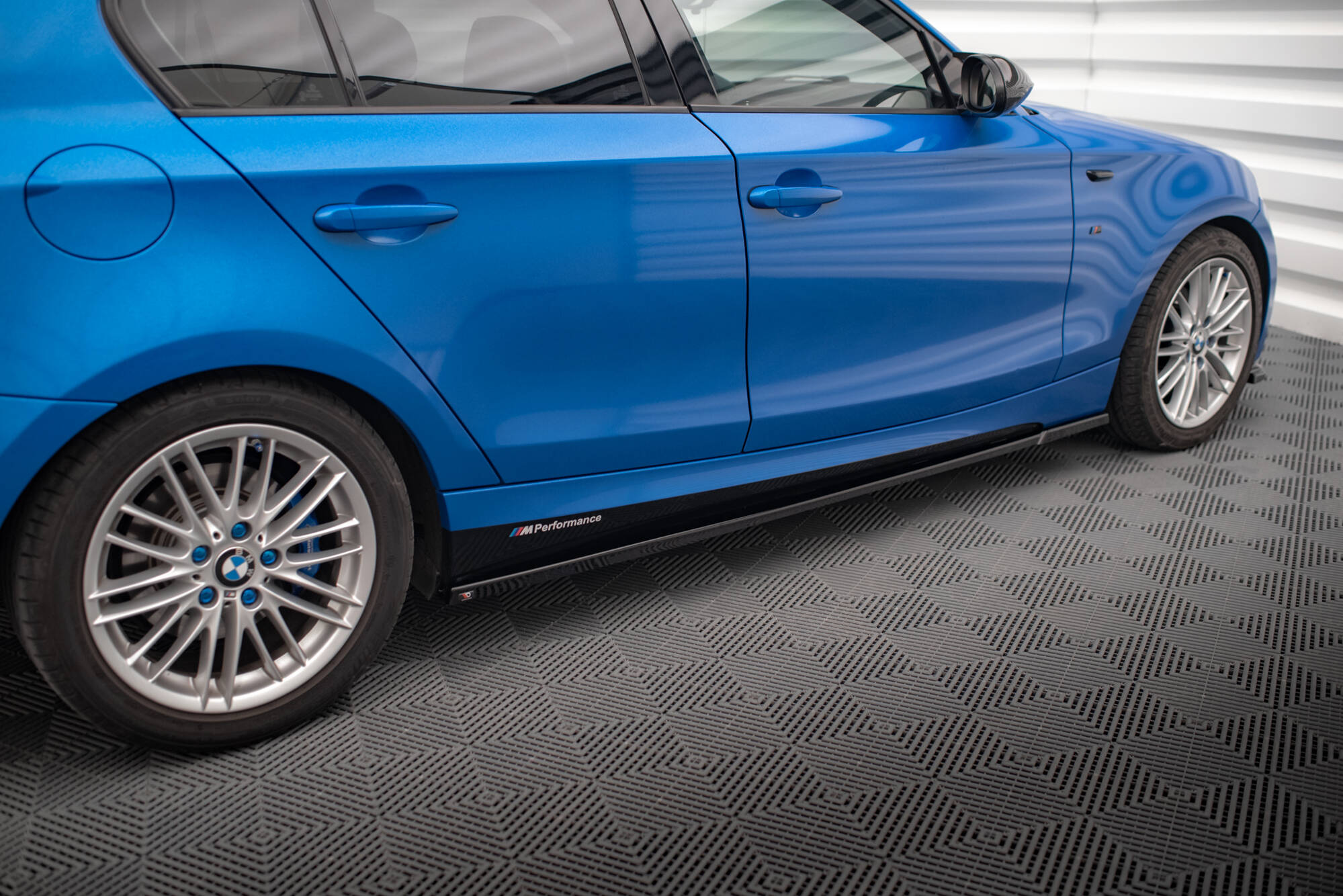 pol_po_Side-Skirts-Diffusers-BMW-1-M-Pack-E87-Facelift-19209_4 pol_po_Side-Skirts-Diffusers-BMW-1-M-Pack-E87-Facelift-19209_4