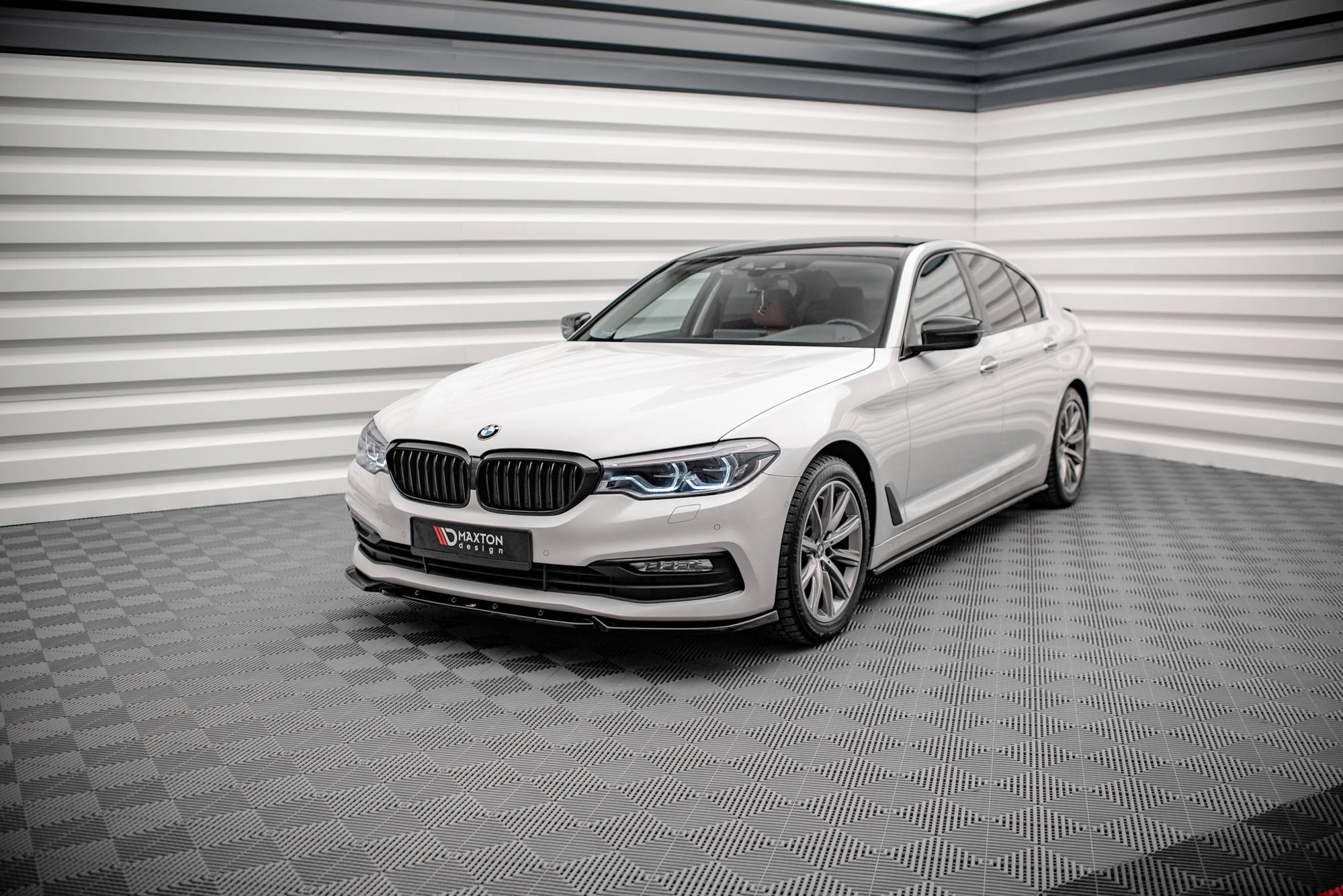 pol_po_Side-Skirts-Diffusers-BMW-5-G30-G31-14649_4 pol_po_Side-Skirts-Diffusers-BMW-5-G30-G31-14649_4