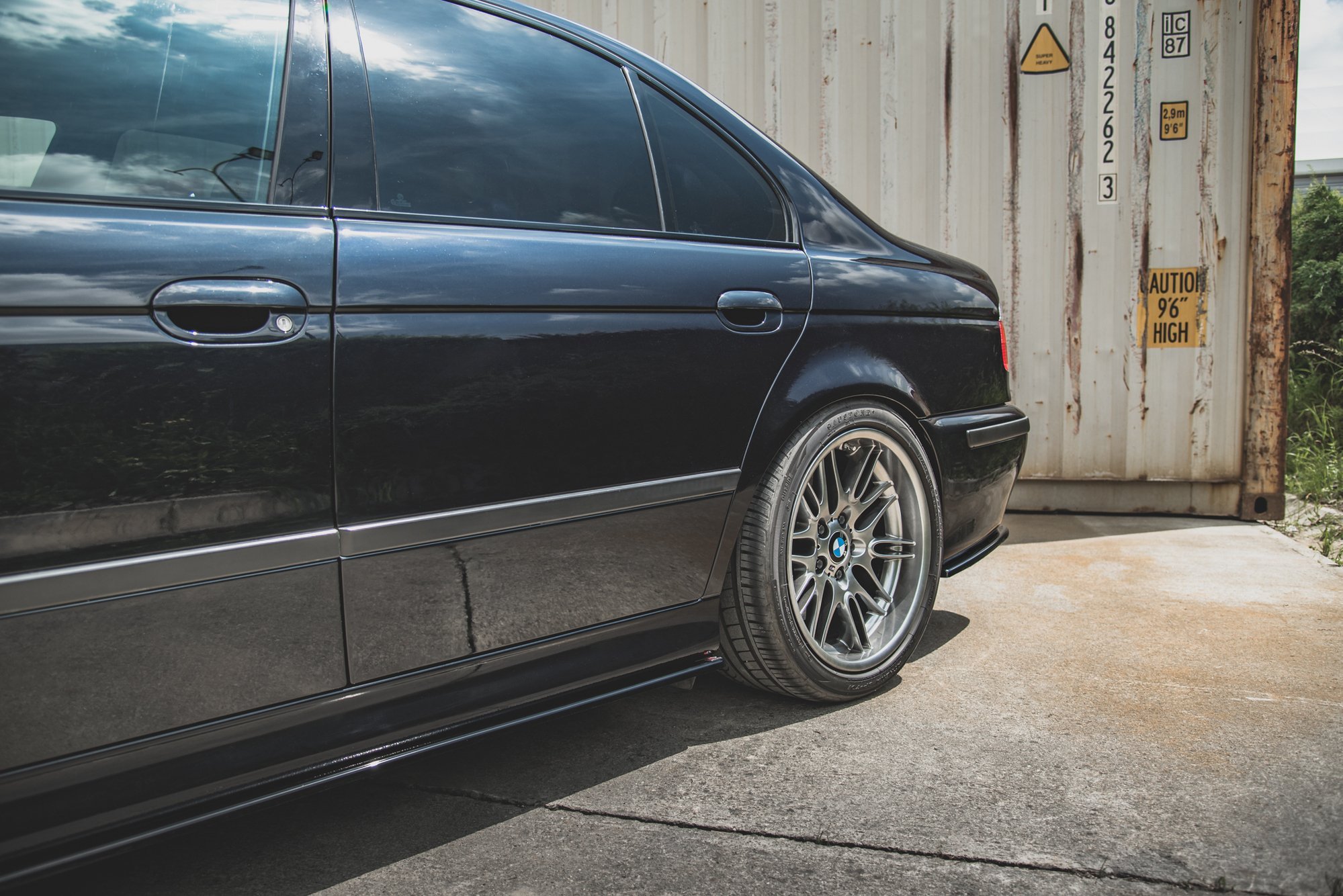 pol_po_Side-Skirts-Diffusers-BMW-M5-5-M-Pack-E39-11040_7 pol_po_Side-Skirts-Diffusers-BMW-M5-5-M-Pack-E39-11040_7