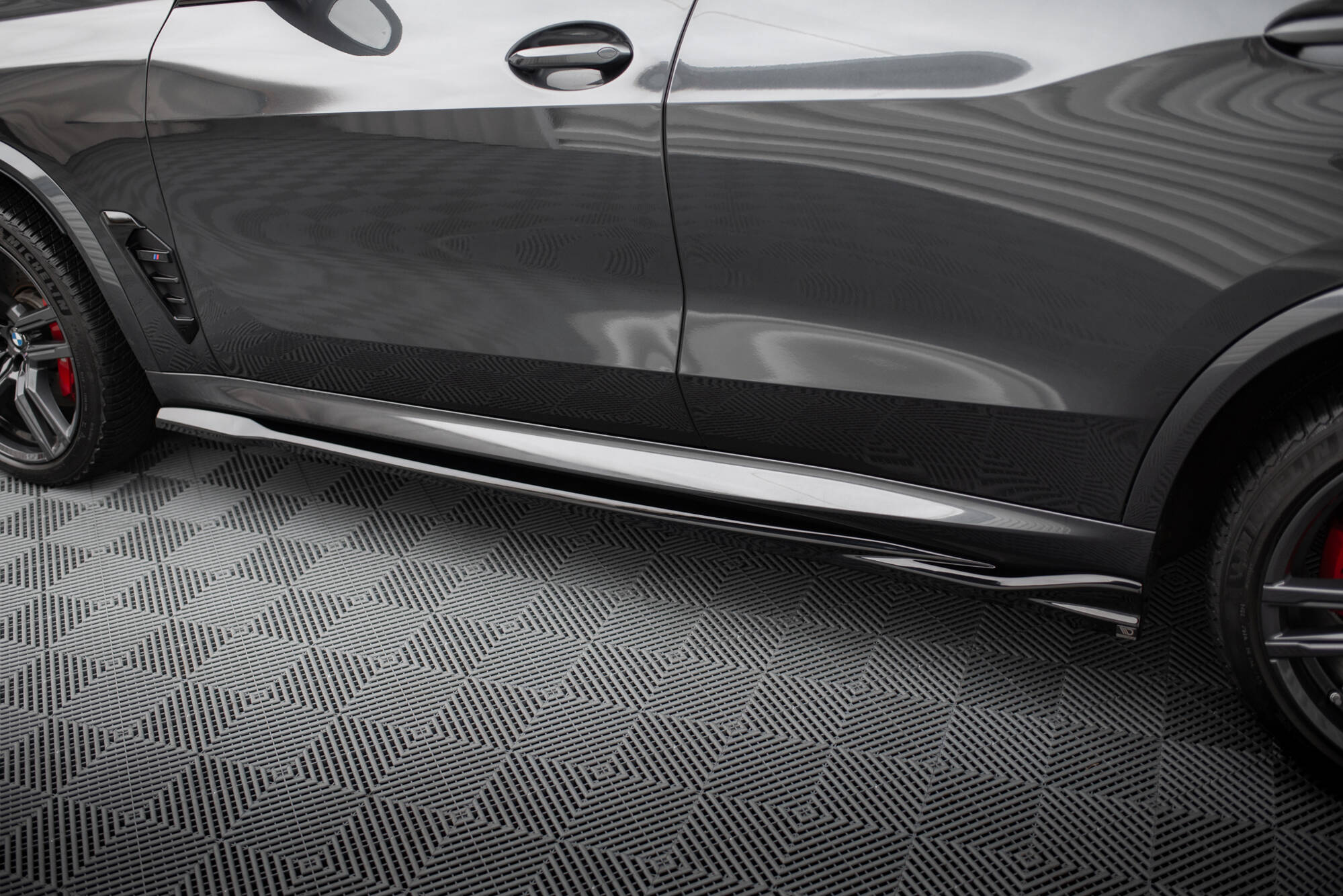 pol_po_Side-Skirts-Diffusers-BMW-X5-M-F95-F95-Facelift-20703_4 pol_po_Side-Skirts-Diffusers-BMW-X5-M-F95-F95-Facelift-20703_4