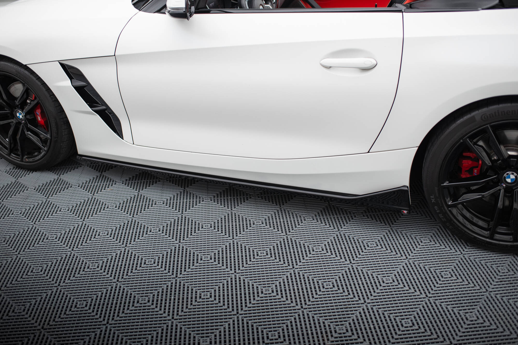 pol_po_Side-Skirts-Diffusers-BMW-Z4-M40i-M-Pack-G29-Facelift-19476_2 pol_po_Side-Skirts-Diffusers-BMW-Z4-M40i-M-Pack-G29-Facelift-19476_2