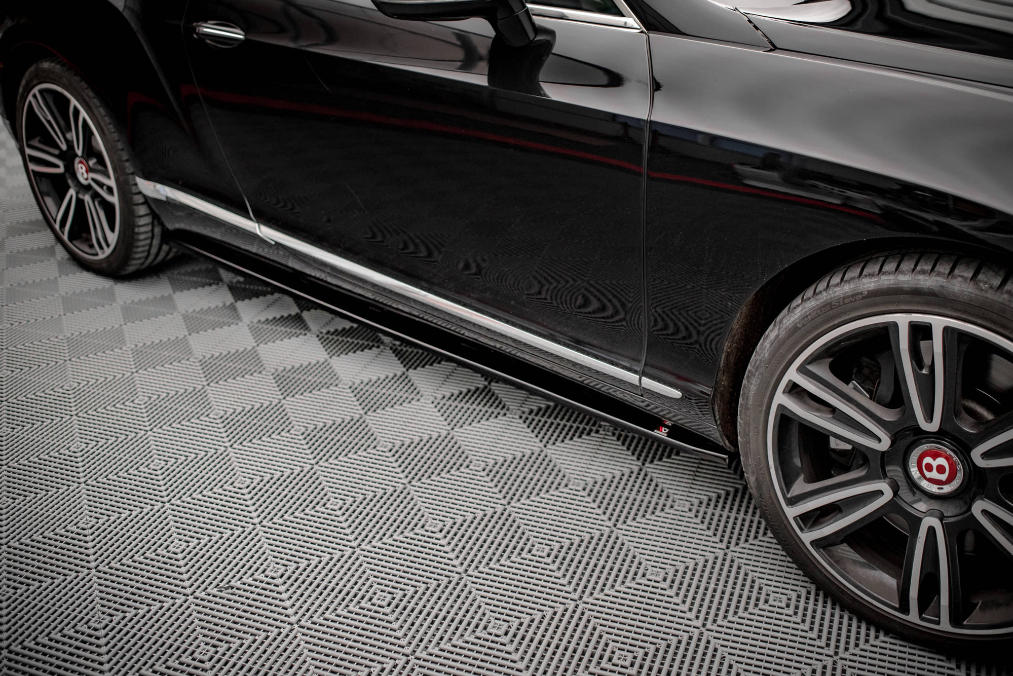 pol_po_Side-Skirts-Diffusers-Bentley-Continental-GT-V8-S-Mk2-16005_3 pol_po_Side-Skirts-Diffusers-Bentley-Continental-GT-V8-S-Mk2-16005_3