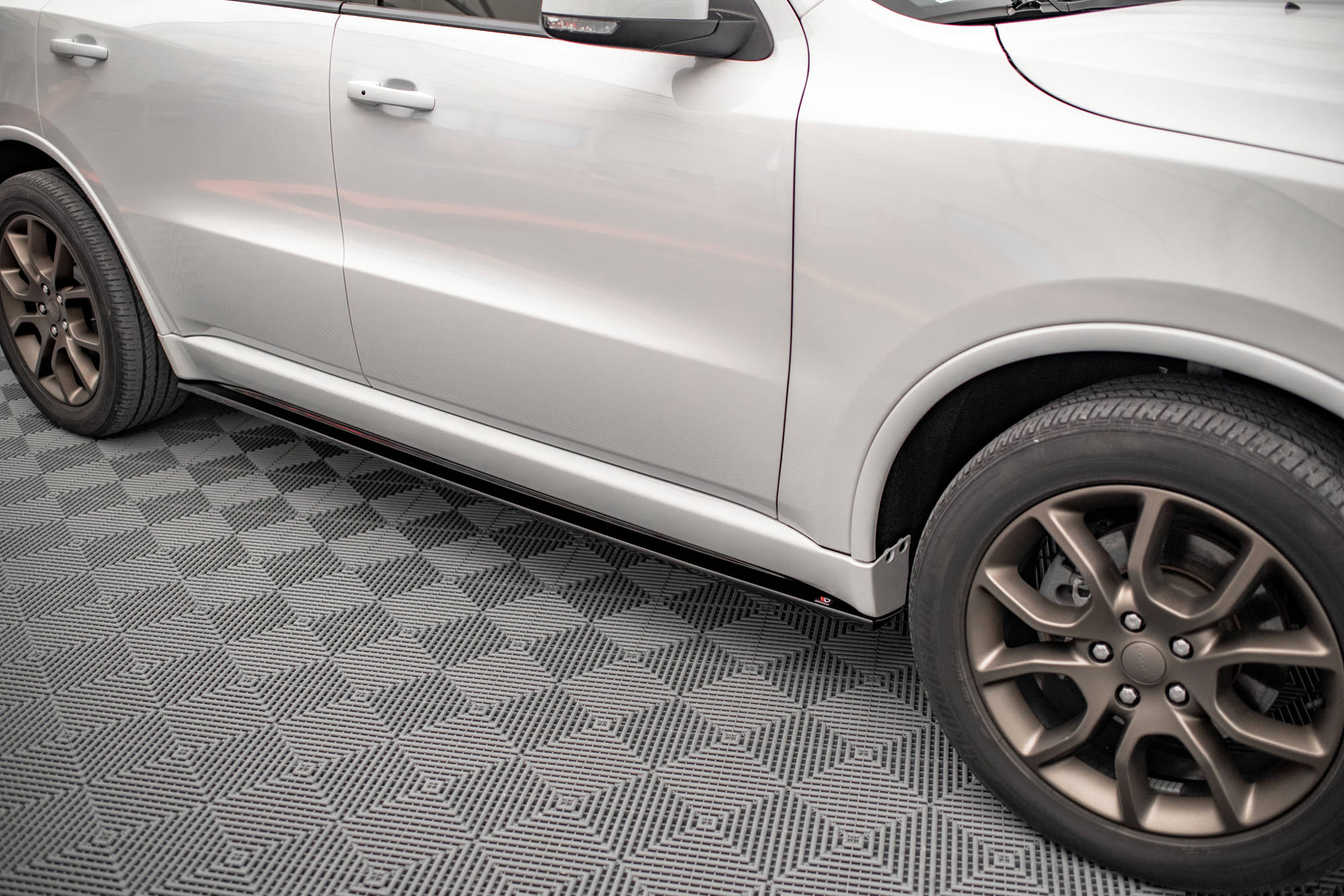 pol_po_Side-Skirts-Diffusers-Dodge-Durango-RT-Mk3-13864_3 pol_po_Side-Skirts-Diffusers-Dodge-Durango-RT-Mk3-13864_3