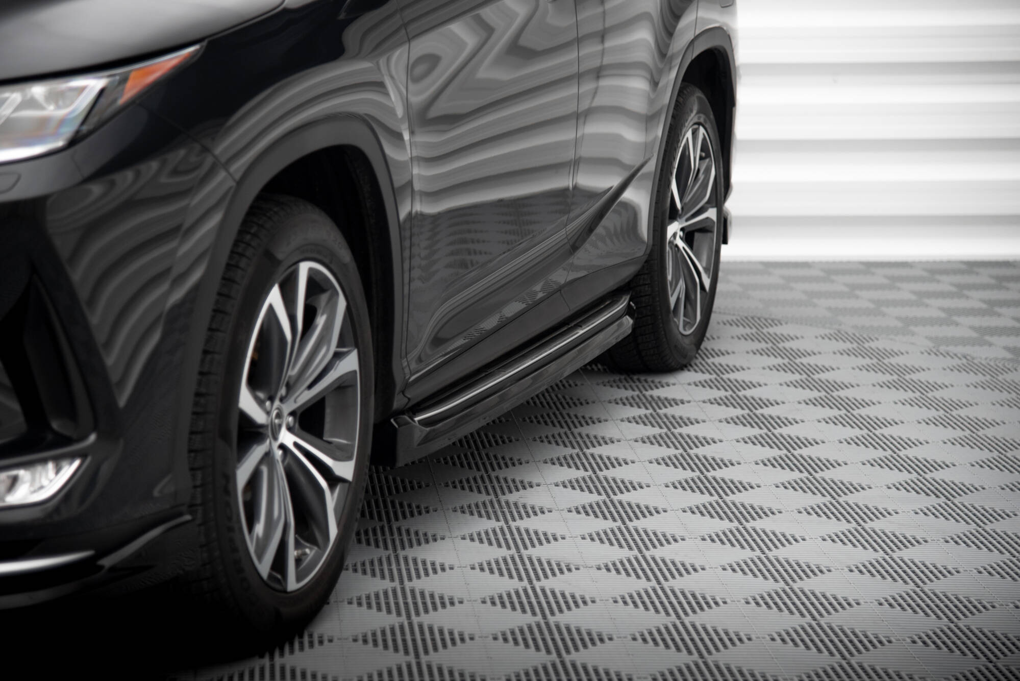 pol_po_Side-Skirts-Diffusers-Lexus-RX-Mk4-Facelift-version-with-OEM-step-rails-20126_2 pol_po_Side-Skirts-Diffusers-Lexus-RX-Mk4-Facelift-version-with-OEM-step-rails-20126_2