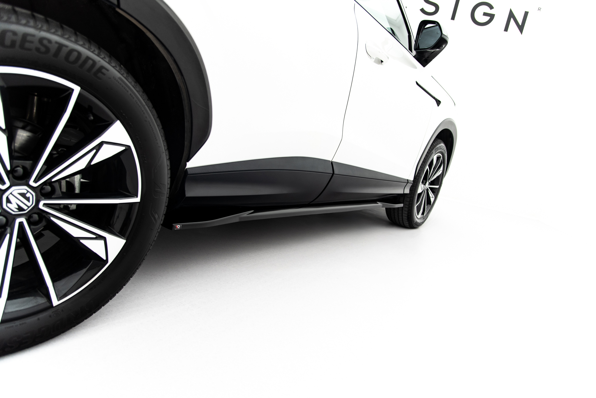 pol_po_Side-Skirts-Diffusers-MG-HS-Mk2-23030_2 pol_po_Side-Skirts-Diffusers-MG-HS-Mk2-23030_2