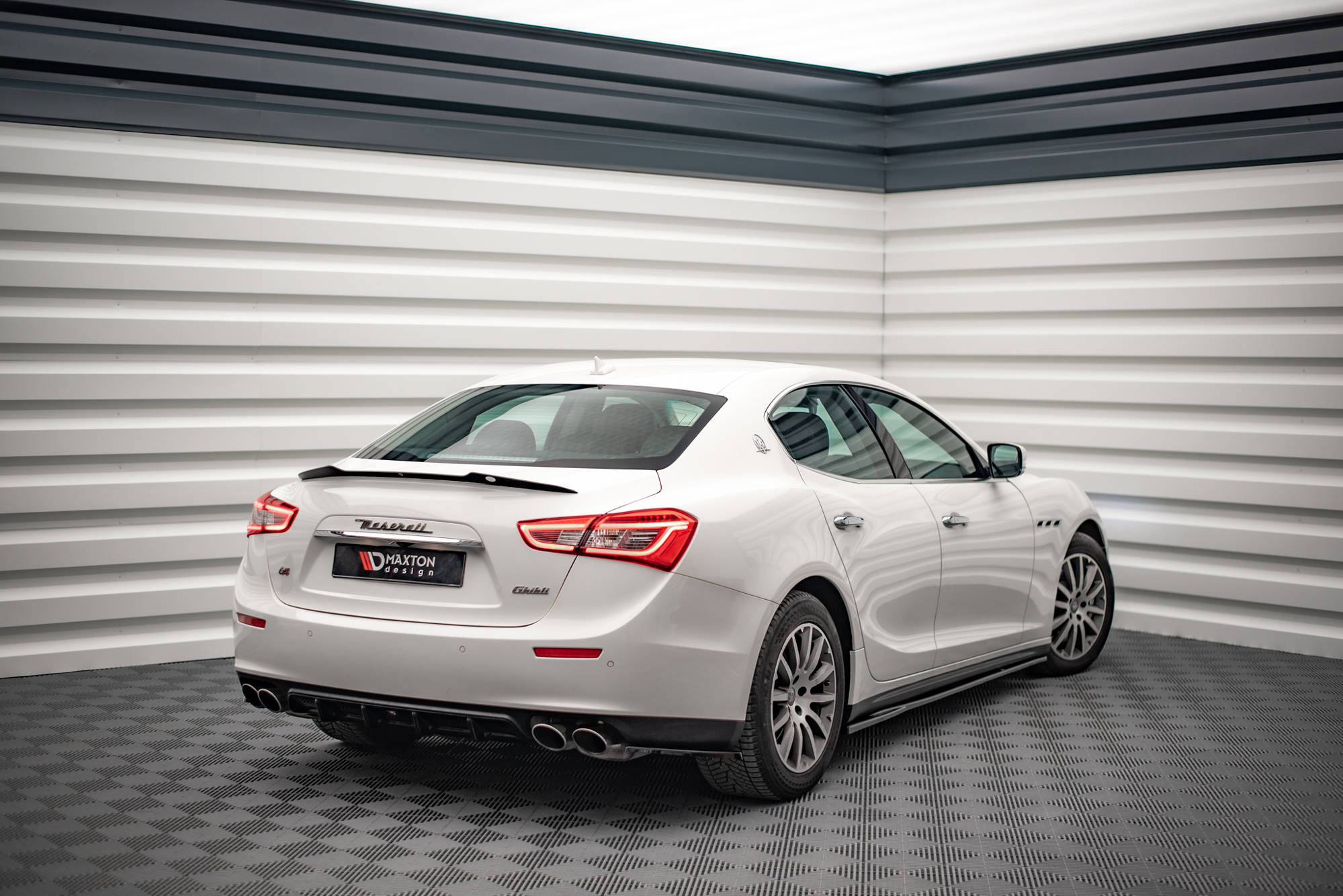 pol_po_Side-Skirts-Diffusers-Maserati-Ghibli-Mk3-13991_4 pol_po_Side-Skirts-Diffusers-Maserati-Ghibli-Mk3-13991_4