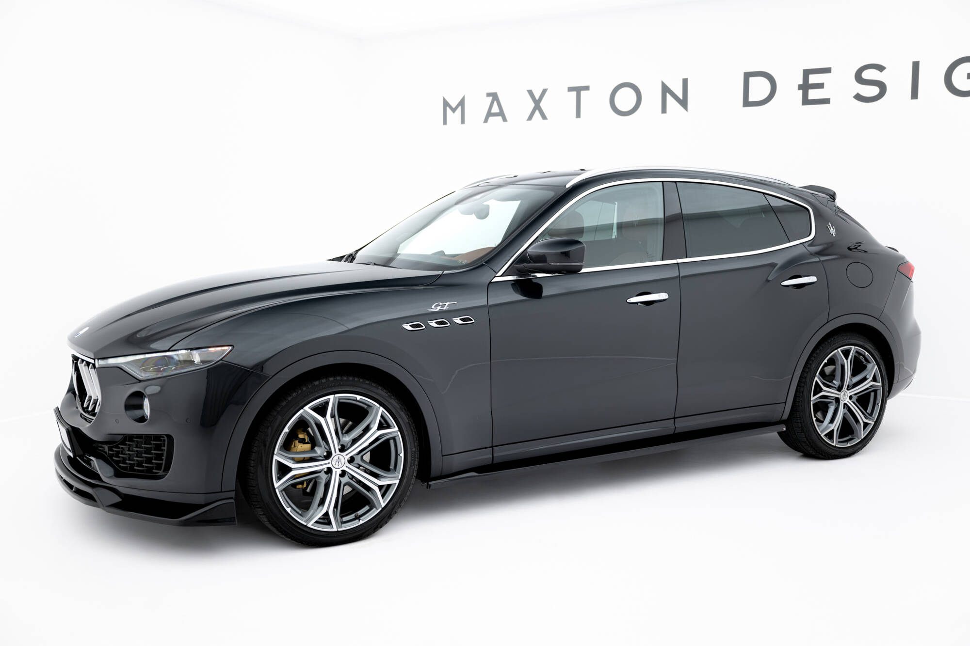 pol_po_Side-Skirts-Diffusers-Maserati-Levante-GT-Mk1-Facelift-22468_4 pol_po_Side-Skirts-Diffusers-Maserati-Levante-GT-Mk1-Facelift-22468_4