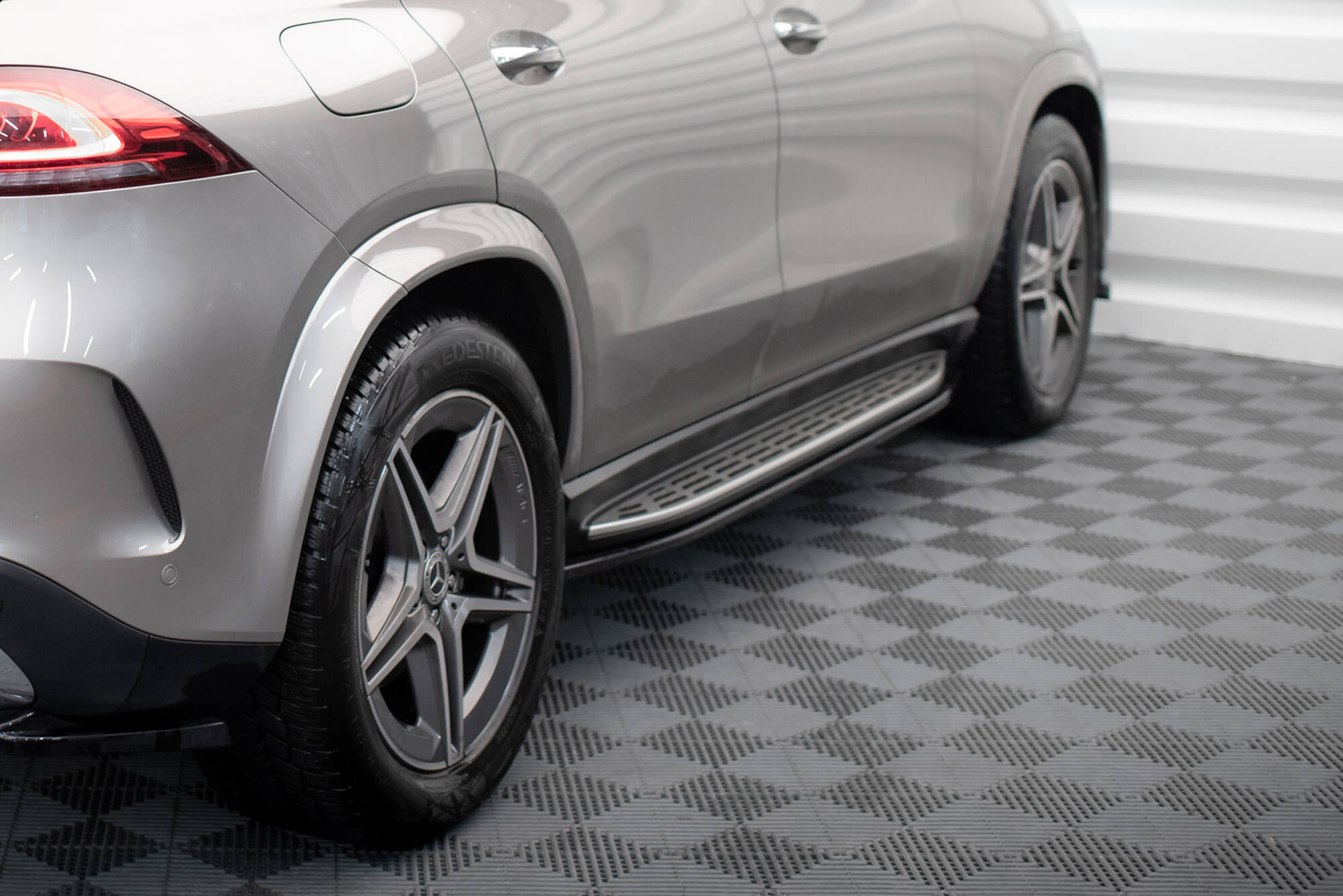pol_po_Side-Skirts-Diffusers-Mercedes-AMG-AMG-Line-GLE-SUV-W167-W167-Facelift-20754_3 pol_po_Side-Skirts-Diffusers-Mercedes-AMG-AMG-Line-GLE-SUV-W167-W167-Facelift-20754_3