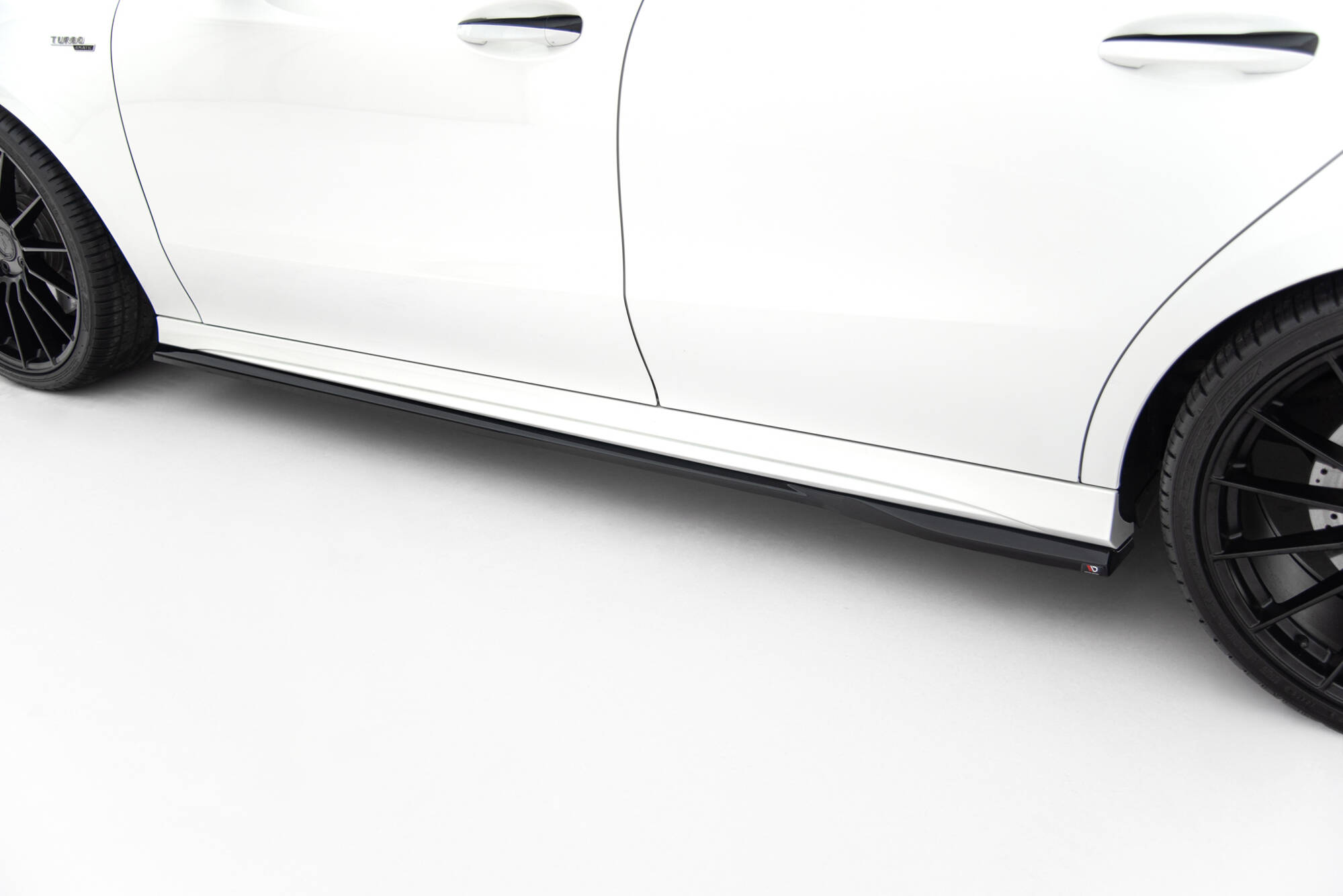 pol_po_Side-Skirts-Diffusers-Mercedes-AMG-CLA-35-45-Coupe-Shooting-Brake-C118-Facelift-X118-Facelift-22154_4 pol_po_Side-Skirts-Diffusers-Mercedes-AMG-CLA-35-45-Coupe-Shooting-Brake-C118-Facelift-X118-Facelift-22154_4