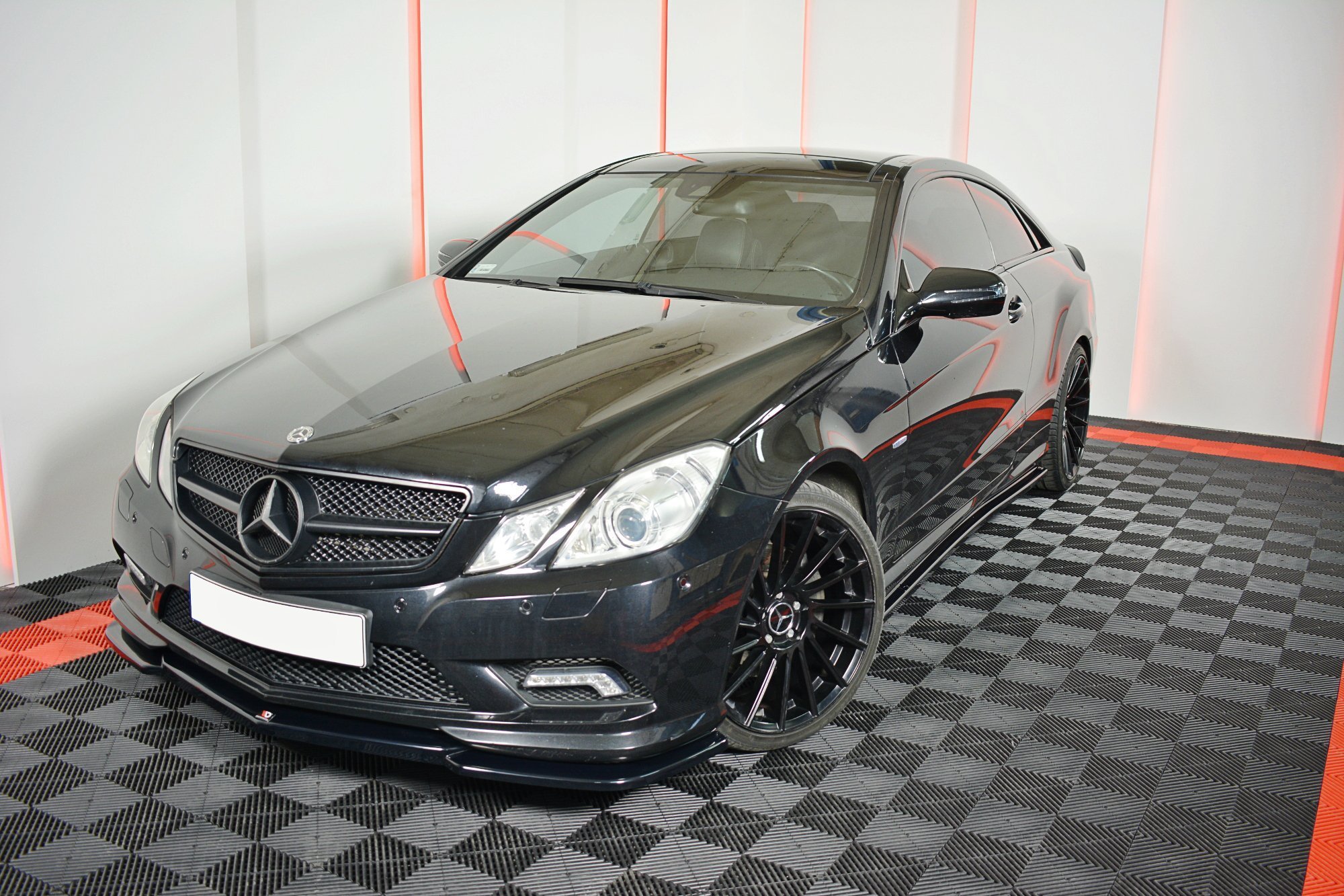 pol_po_Side-Skirts-Diffusers-Mercedes-Benz-E-Class-Coupe-AMG-Line-C207-6713_2 pol_po_Side-Skirts-Diffusers-Mercedes-Benz-E-Class-Coupe-AMG-Line-C207-6713_2
