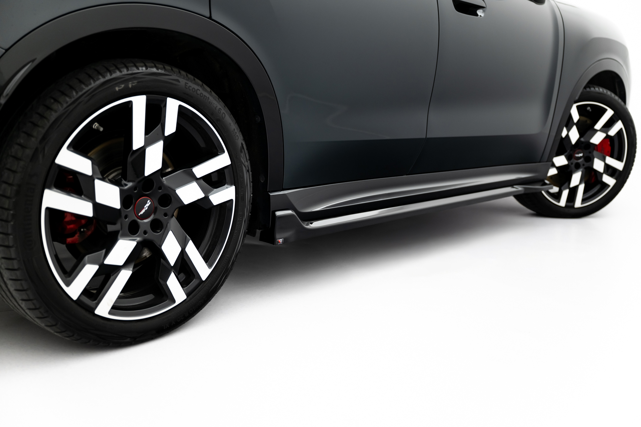 pol_po_Side-Skirts-Diffusers-Mini-Countryman-JCW-U25-23063_6 pol_po_Side-Skirts-Diffusers-Mini-Countryman-JCW-U25-23063_6