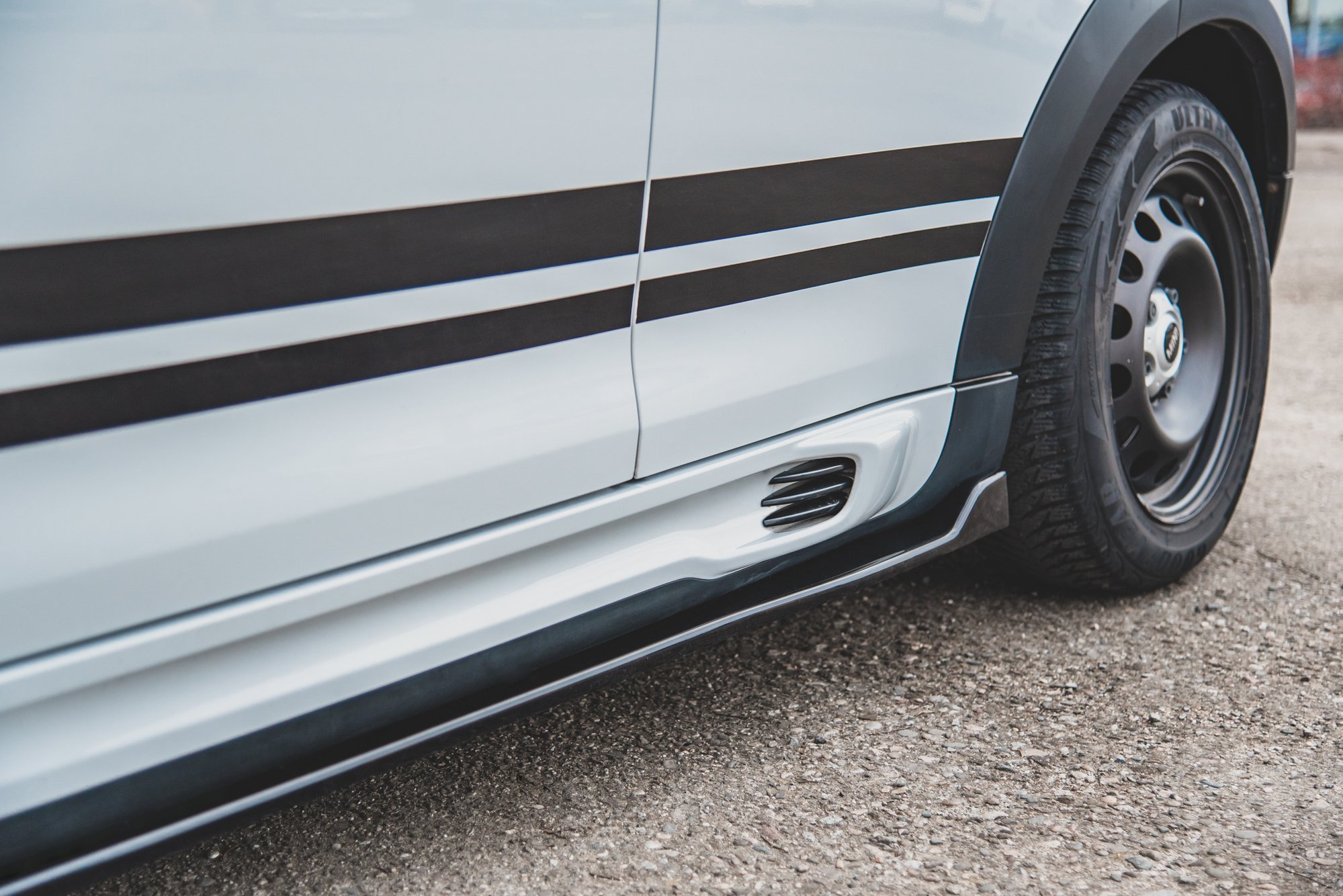 pol_po_Side-Skirts-Diffusers-Mini-Countryman-Mk1-JCW-9469_3 pol_po_Side-Skirts-Diffusers-Mini-Countryman-Mk1-JCW-9469_3