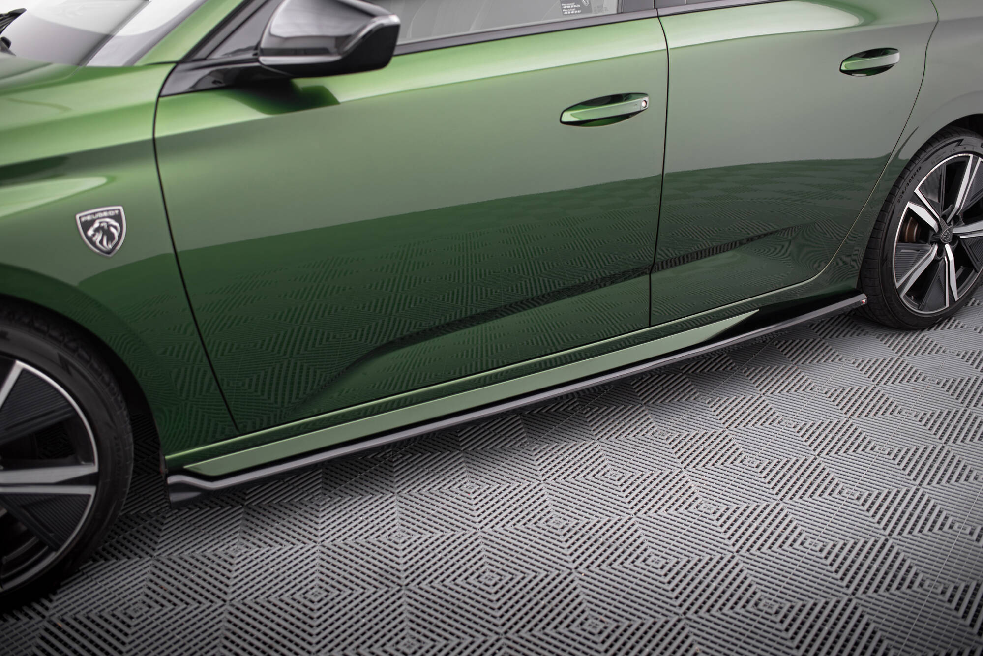 pol_po_Side-Skirts-Diffusers-Peugeot-308-GT-Hatchback-Mk3-21374_6 pol_po_Side-Skirts-Diffusers-Peugeot-308-GT-Hatchback-Mk3-21374_6
