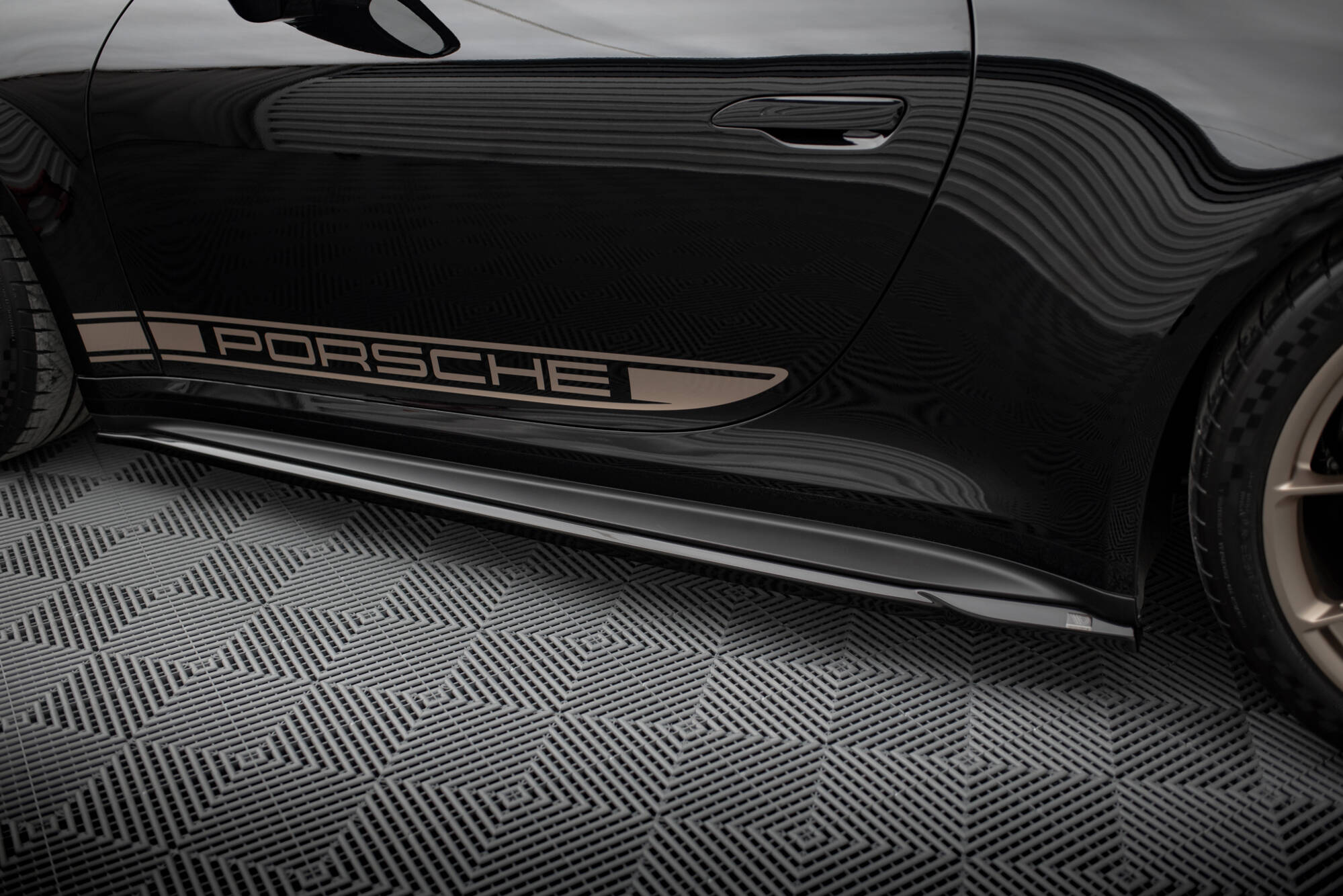 pol_po_Side-Skirts-Diffusers-Porsche-911-992-GT3-19016_4 pol_po_Side-Skirts-Diffusers-Porsche-911-992-GT3-19016_4
