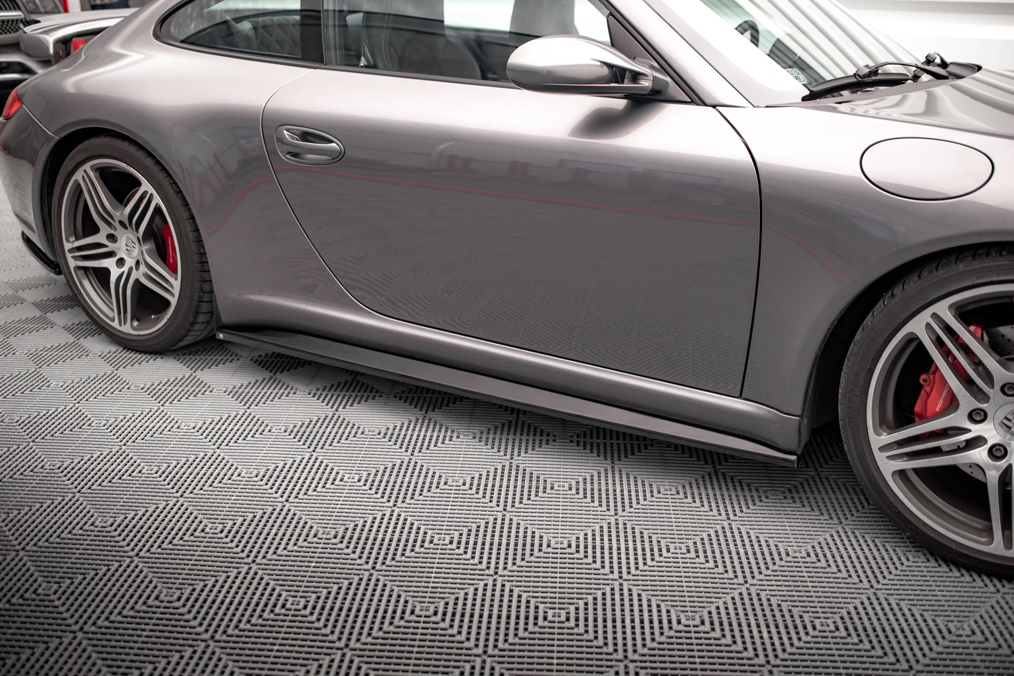 pol_po_Side-Skirts-Diffusers-Porsche-911-Carrera-Carrera-GTS-997-Facelift-17169_6 pol_po_Side-Skirts-Diffusers-Porsche-911-Carrera-Carrera-GTS-997-Facelift-17169_6