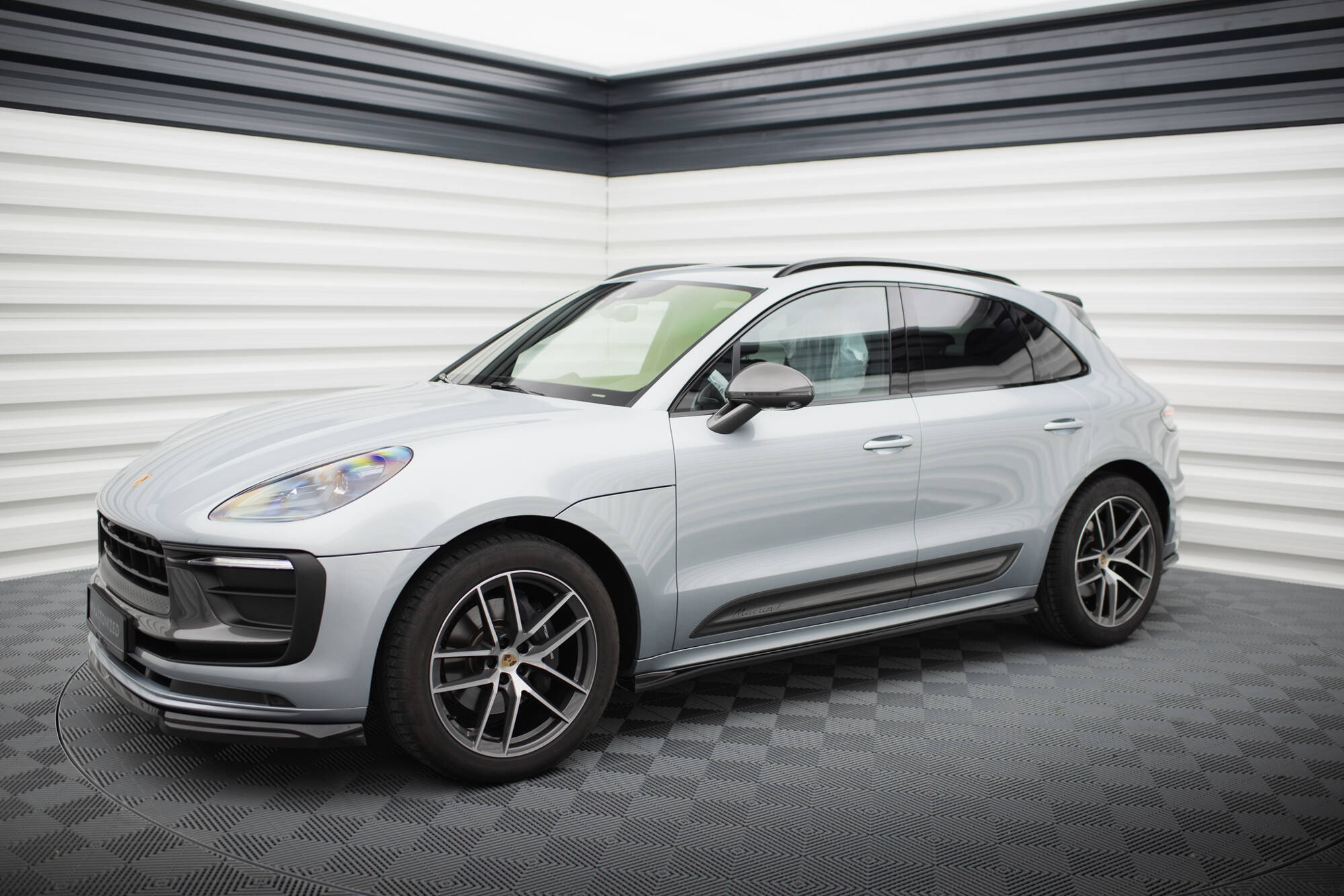 pol_po_Side-Skirts-Diffusers-Porsche-Macan-T-GTS-Mk1-Facelift-2-19353_4 pol_po_Side-Skirts-Diffusers-Porsche-Macan-T-GTS-Mk1-Facelift-2-19353_4