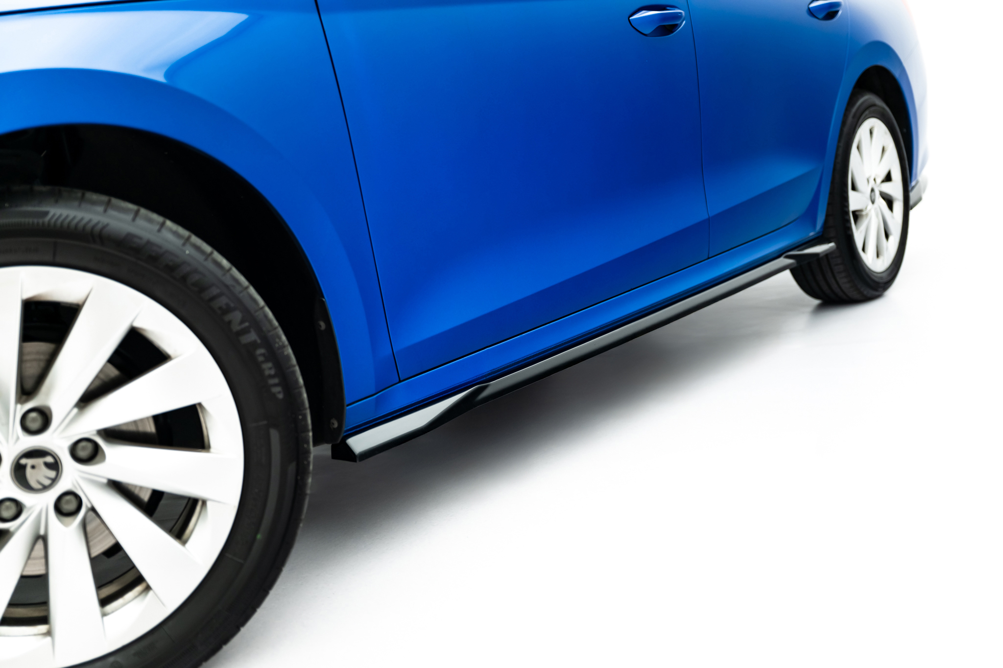 pol_po_Side-Skirts-Diffusers-Skoda-Octavia-Liftback-Combi-Mk4-Facelift-23246_5 pol_po_Side-Skirts-Diffusers-Skoda-Octavia-Liftback-Combi-Mk4-Facelift-23246_5