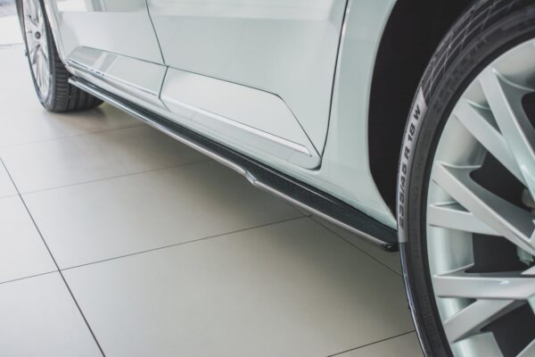 Μαρσπιέ Skoda Superb Liftback / Combi Mk3 Facelift Skoda Superb Mk3 FL[2019-]