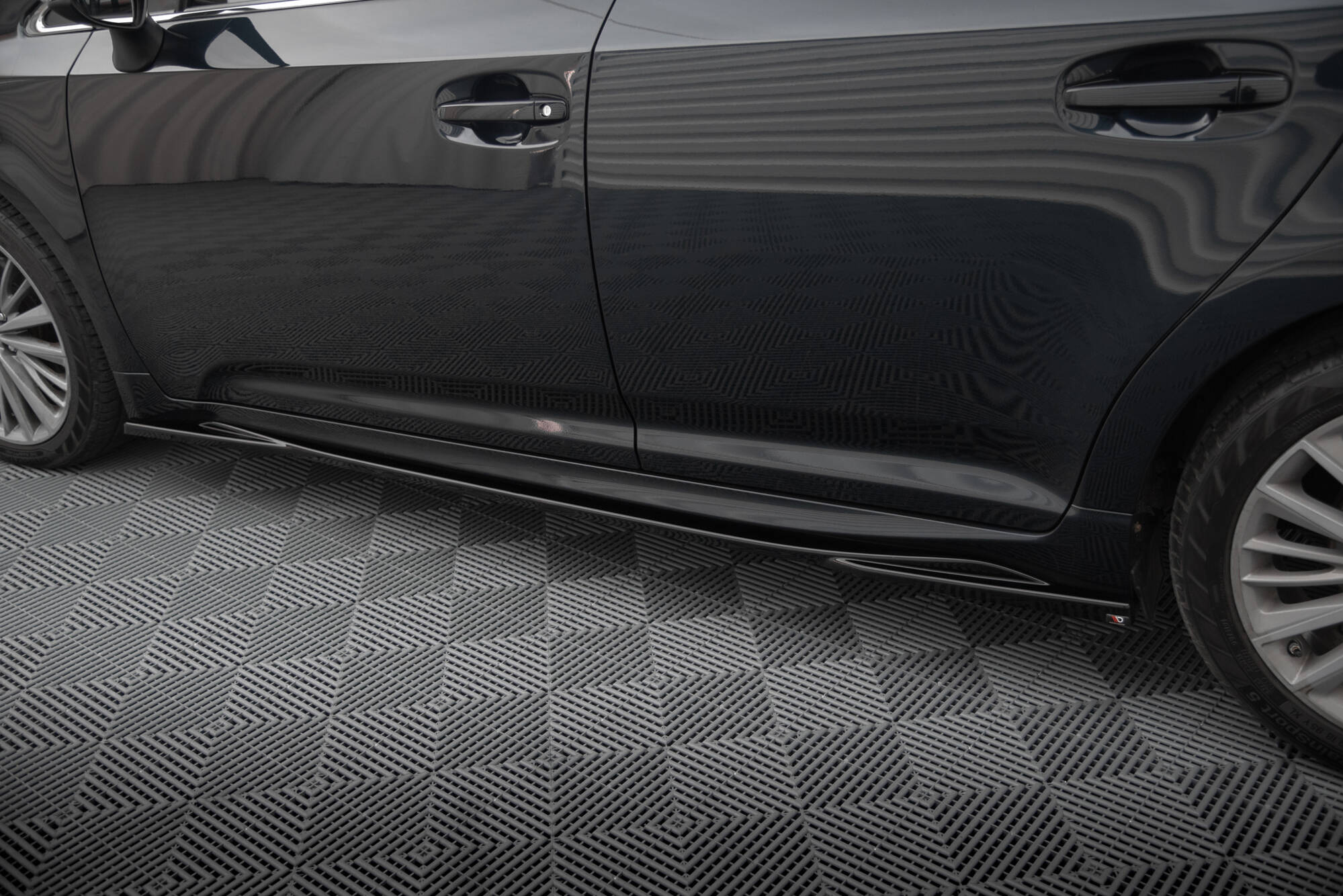 pol_po_Side-Skirts-Diffusers-Toyota-Avensis-Mk3-Facelift-13704_5 pol_po_Side-Skirts-Diffusers-Toyota-Avensis-Mk3-Facelift-13704_5