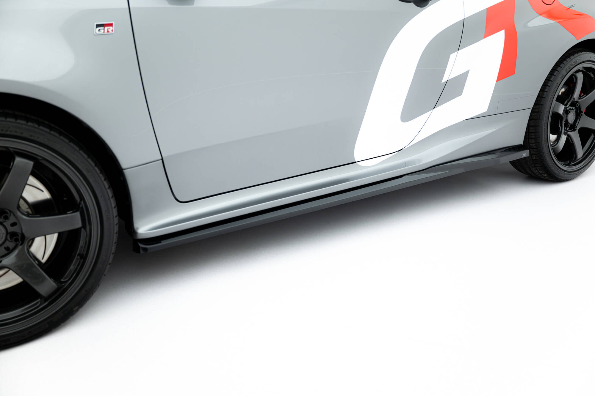 pol_po_Side-Skirts-Diffusers-Toyota-GR-Yaris-Mk4-Facelift-22619_5 pol_po_Side-Skirts-Diffusers-Toyota-GR-Yaris-Mk4-Facelift-22619_5