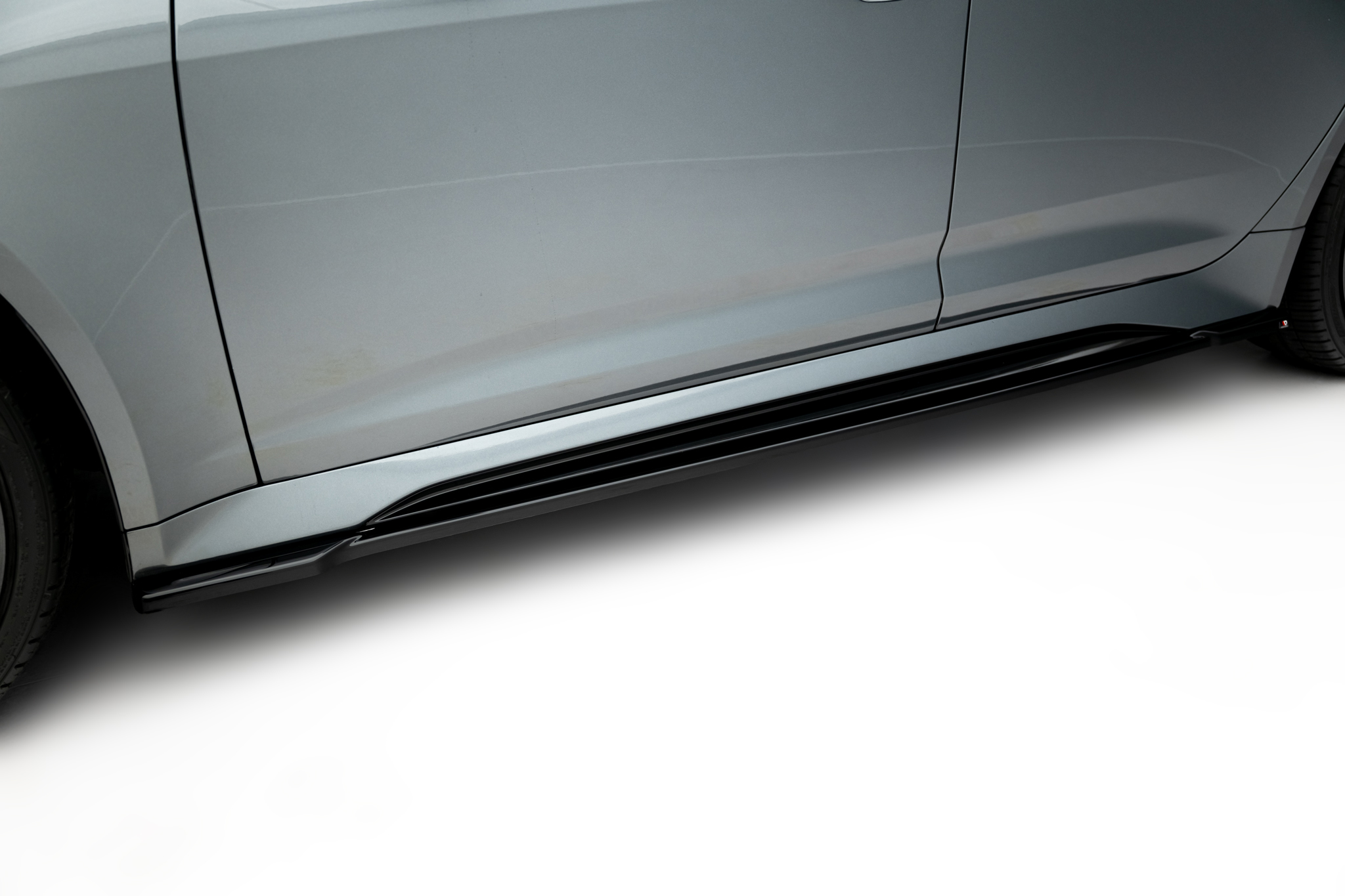 pol_po_Side-Skirts-Diffusers-V-1-Audi-RS6-C8-C8-Facelift-21775_6 pol_po_Side-Skirts-Diffusers-V-1-Audi-RS6-C8-C8-Facelift-21775_6