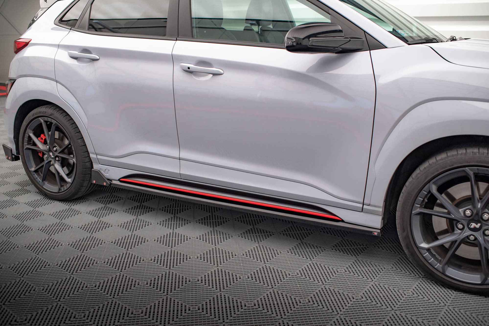 pol_po_Side-Skirts-Diffusers-V-1-Flaps-Hyundai-Kona-N-Mk1-18088_4 pol_po_Side-Skirts-Diffusers-V-1-Flaps-Hyundai-Kona-N-Mk1-18088_4